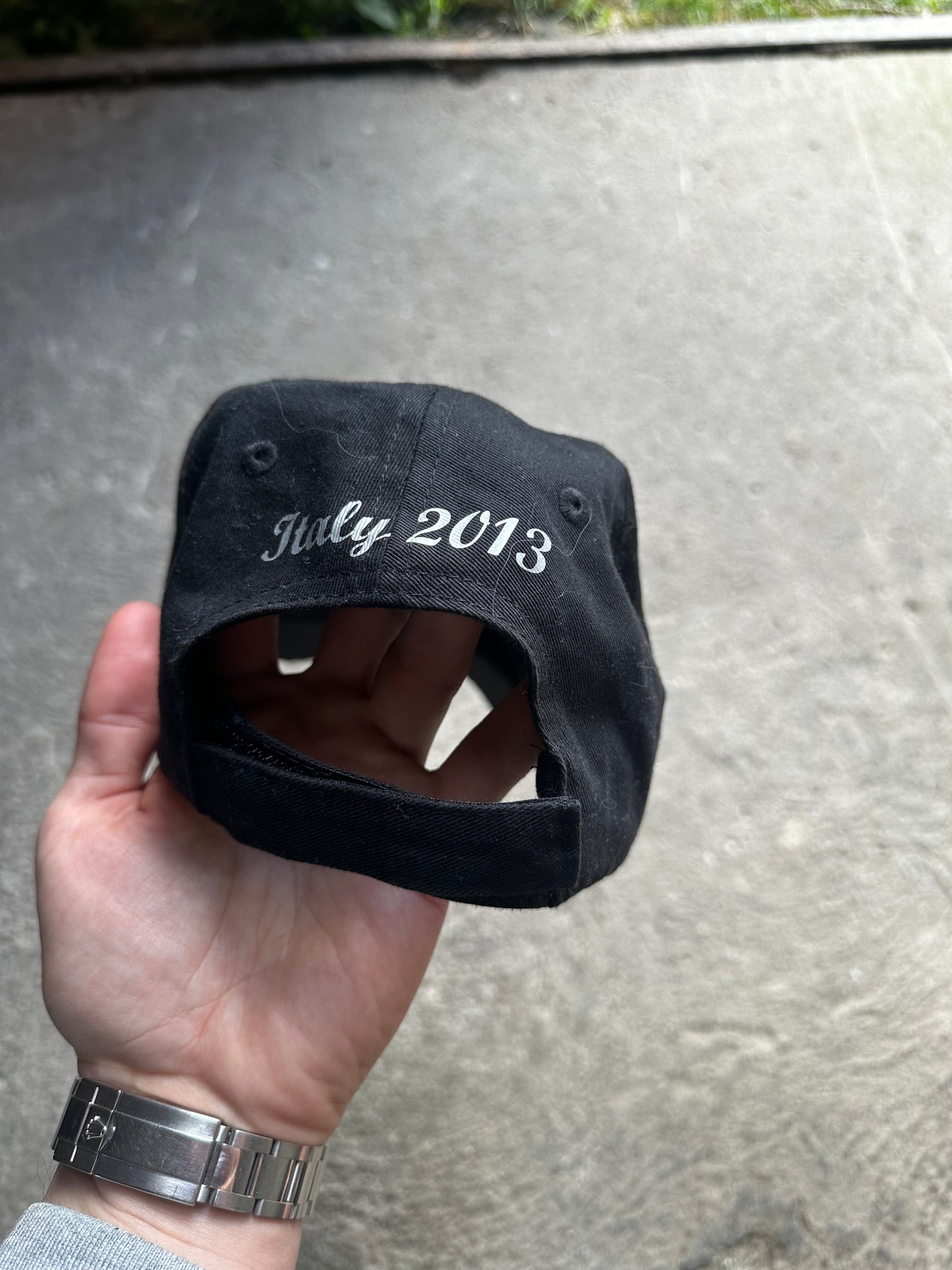 Fab 5 On Tour Distressed Cap | Black