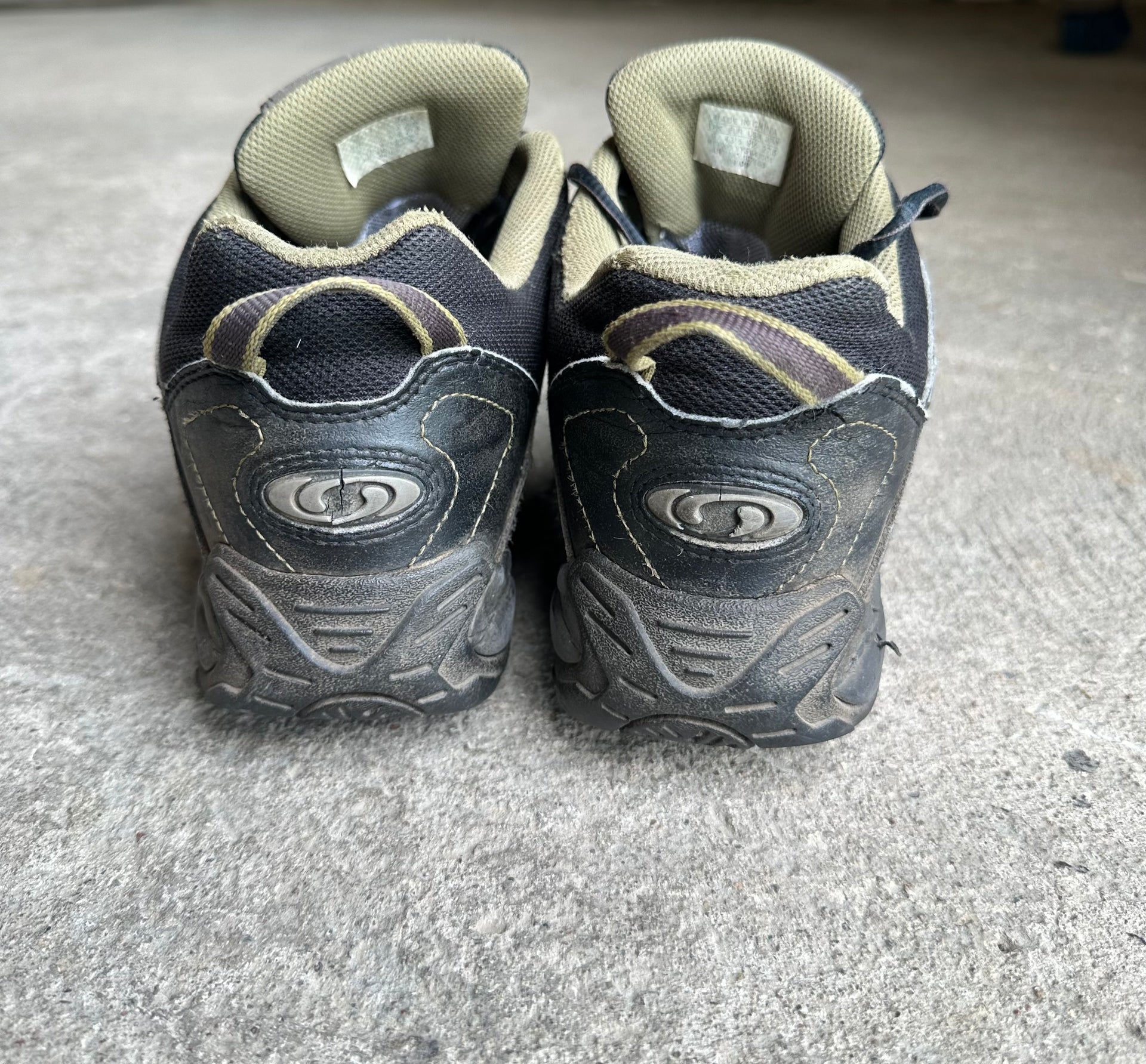2000s Salomon Gore-Tex Trail | Size 43.5