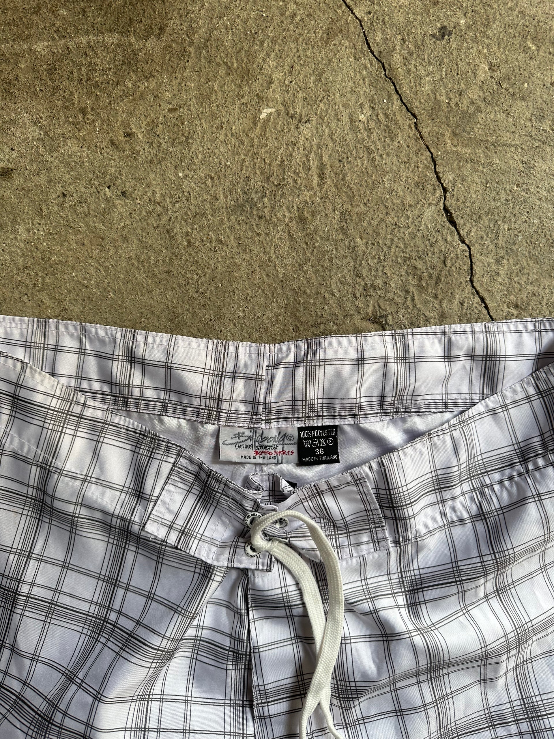 00S Billabong Checked Board Shorts | Size 36