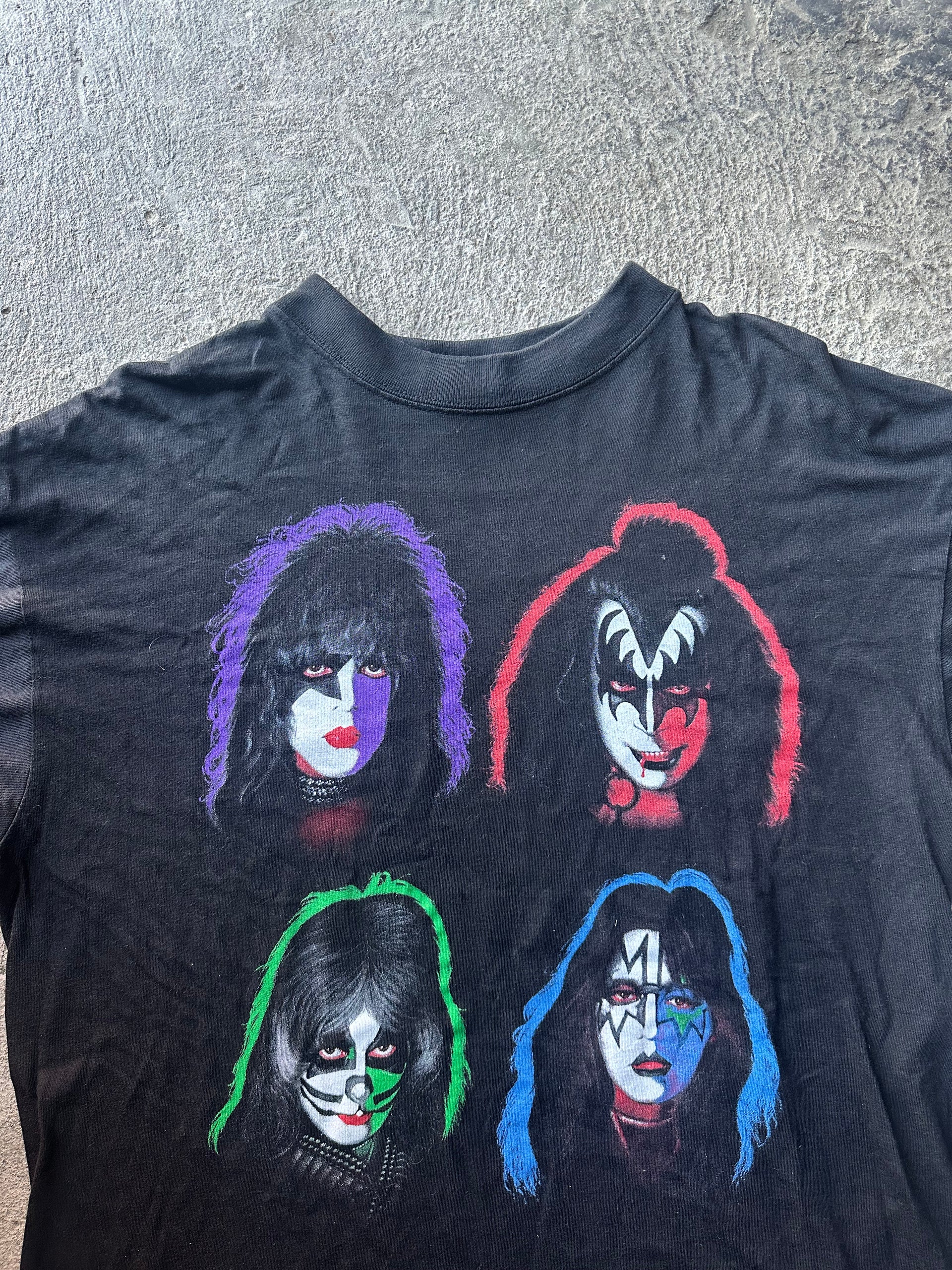 KISS 90s Bootleg Band Faces Vintage Tee | Size XL