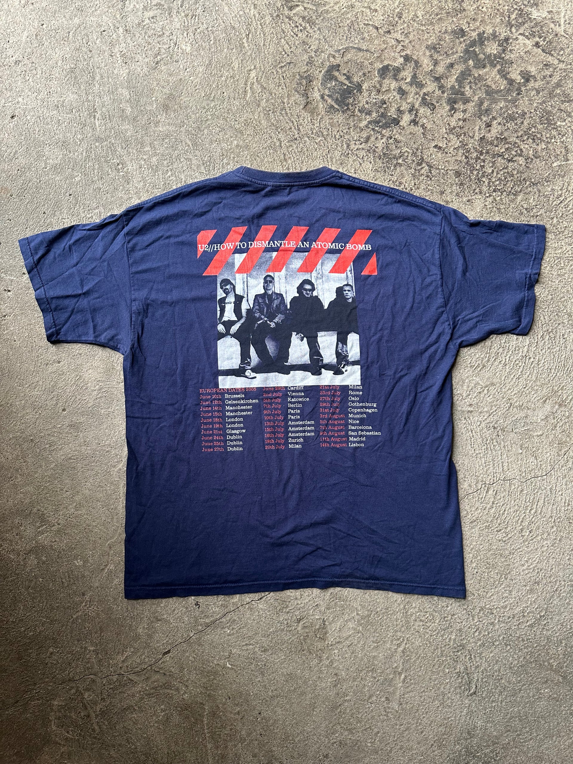 U2 How To Dismantle An Atomic Bomb Tour 2005 Vintage Tee | Size XL