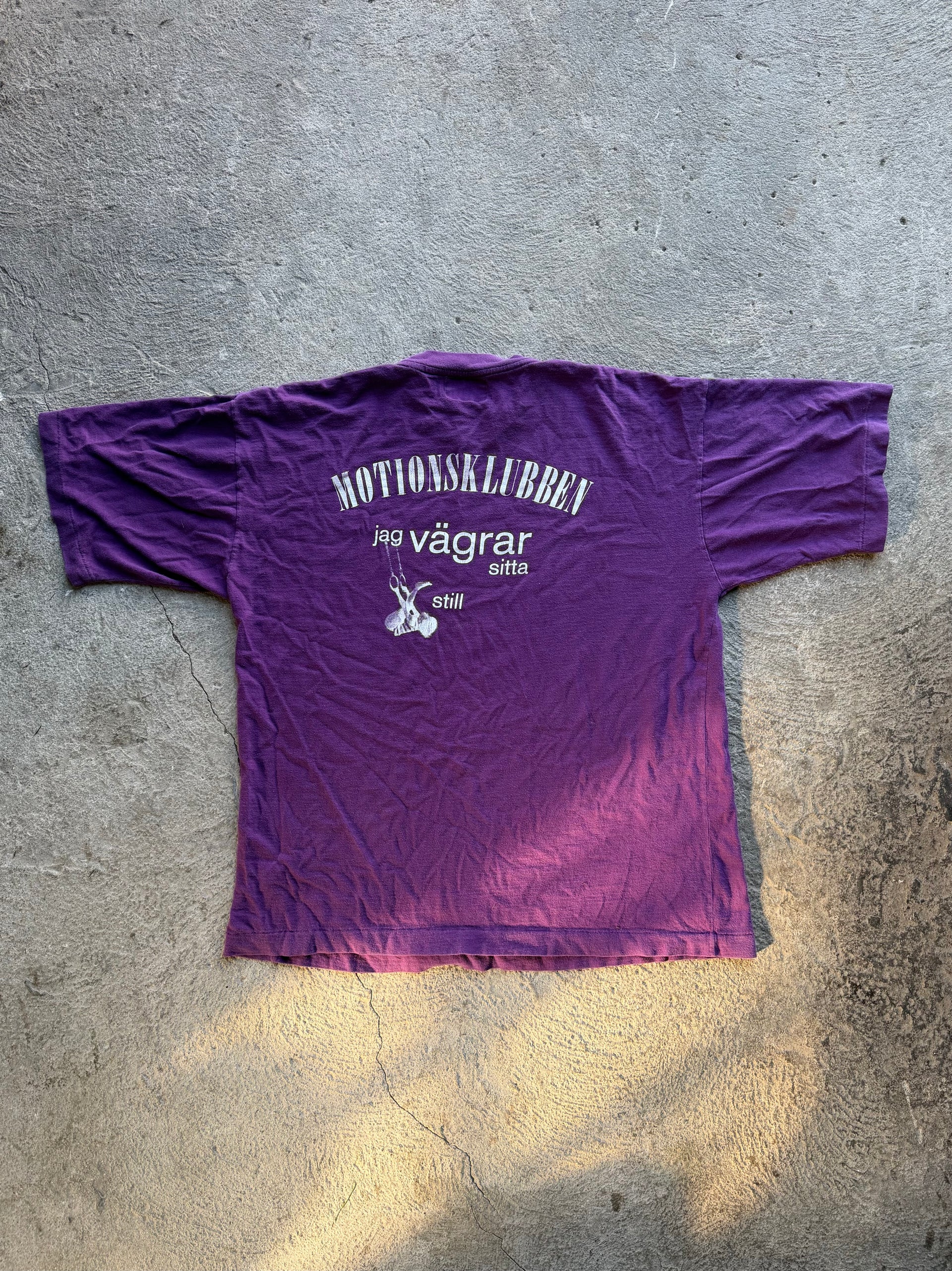 Motionsklubben 90s Single Stitch Tee | Size XL