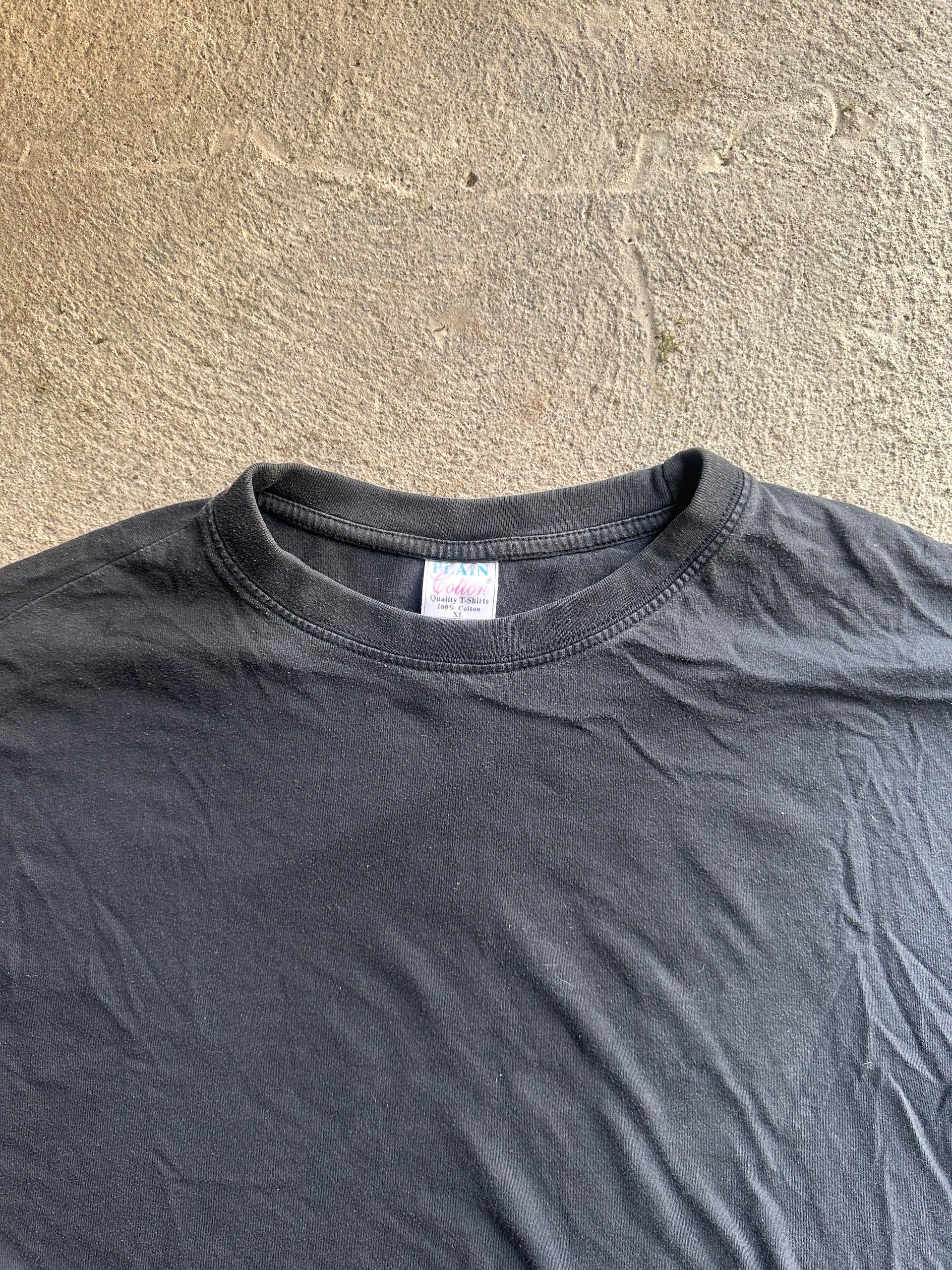 Vintage 2000s Faded Black T-Shirt | Size XL