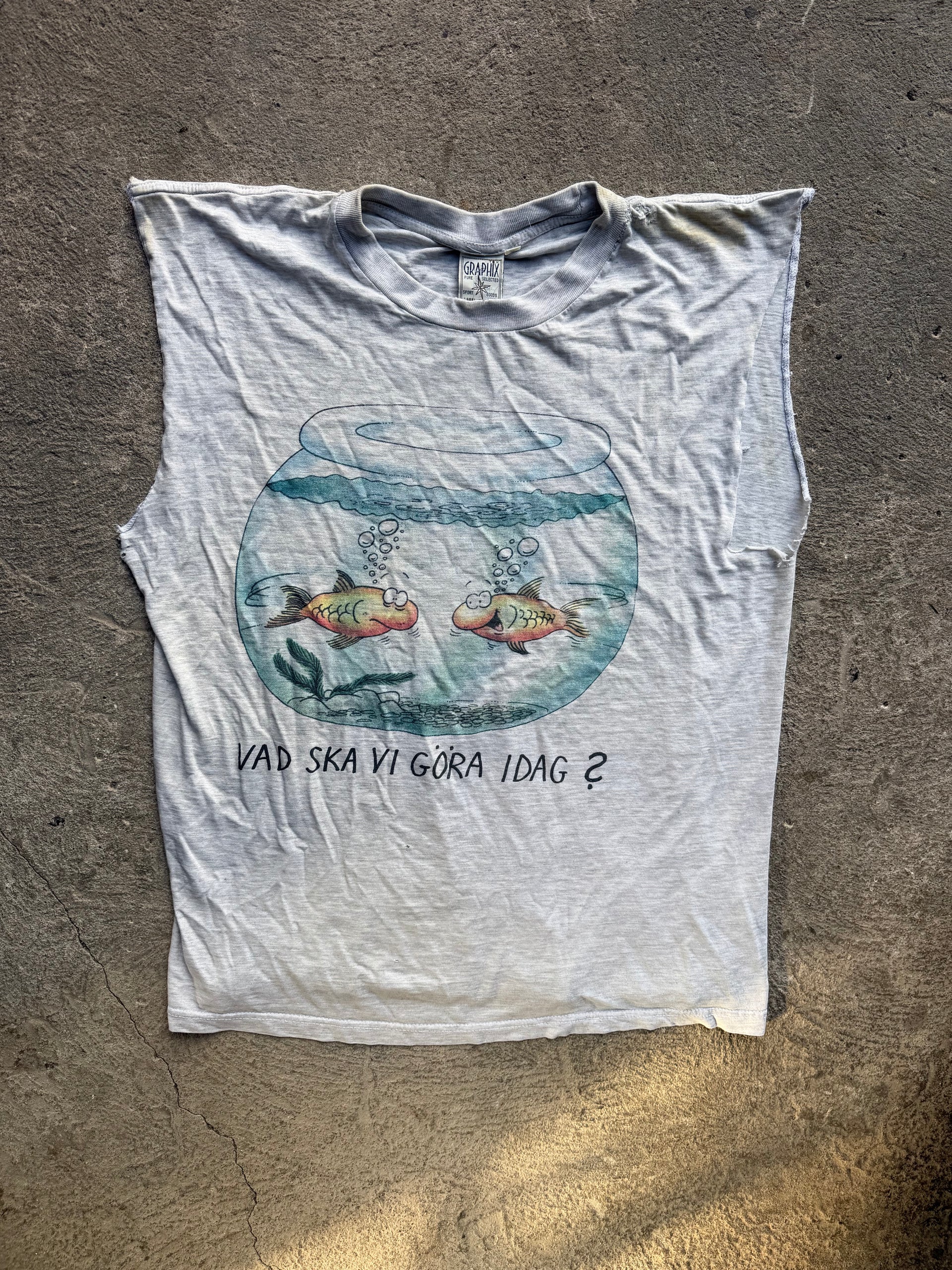 Vad Ska Vi Göra Idag? 90s Graphic Tee | Size XL