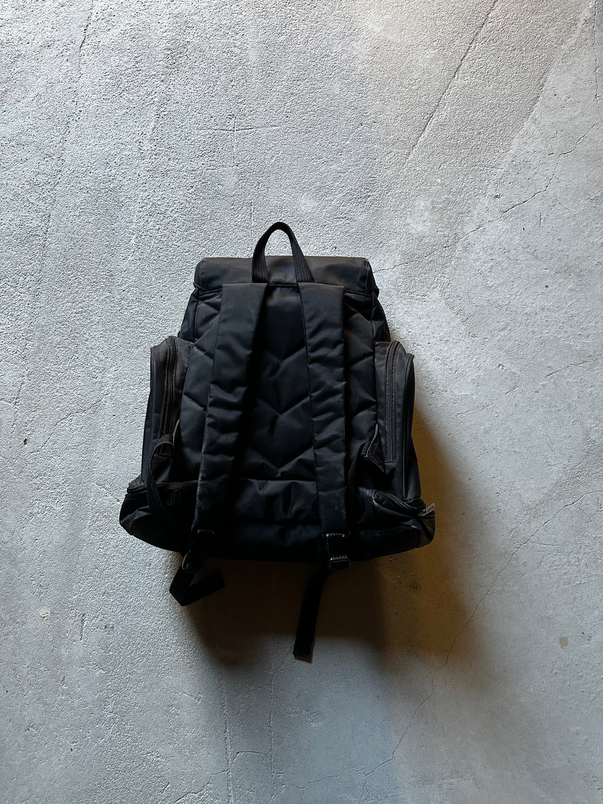 Vintage Nike bag herrmodell med tidstypiska detaljer från Y2K-eran