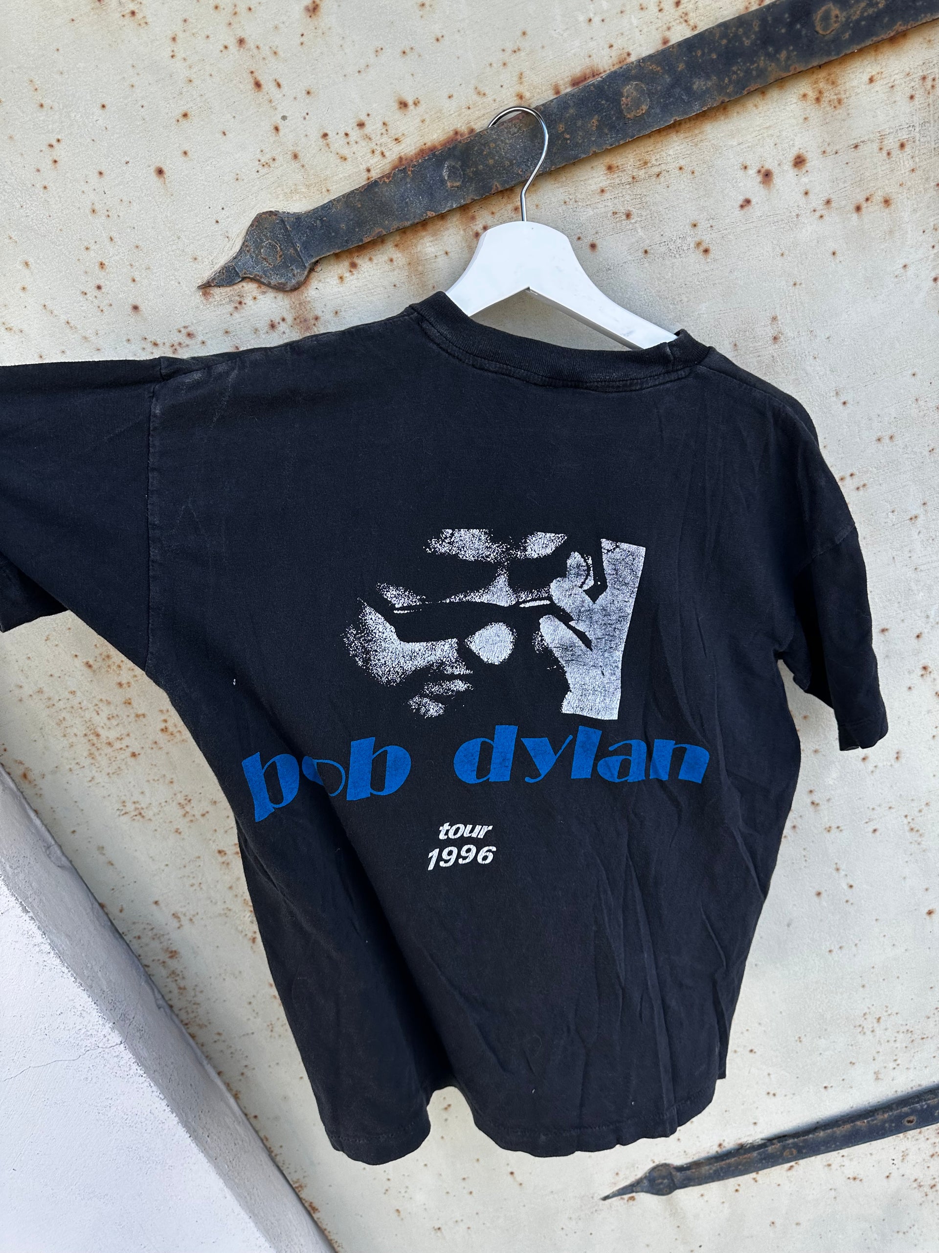 Bob Dylan Tour 1996 Vintage Tee – Black | Size M/L
