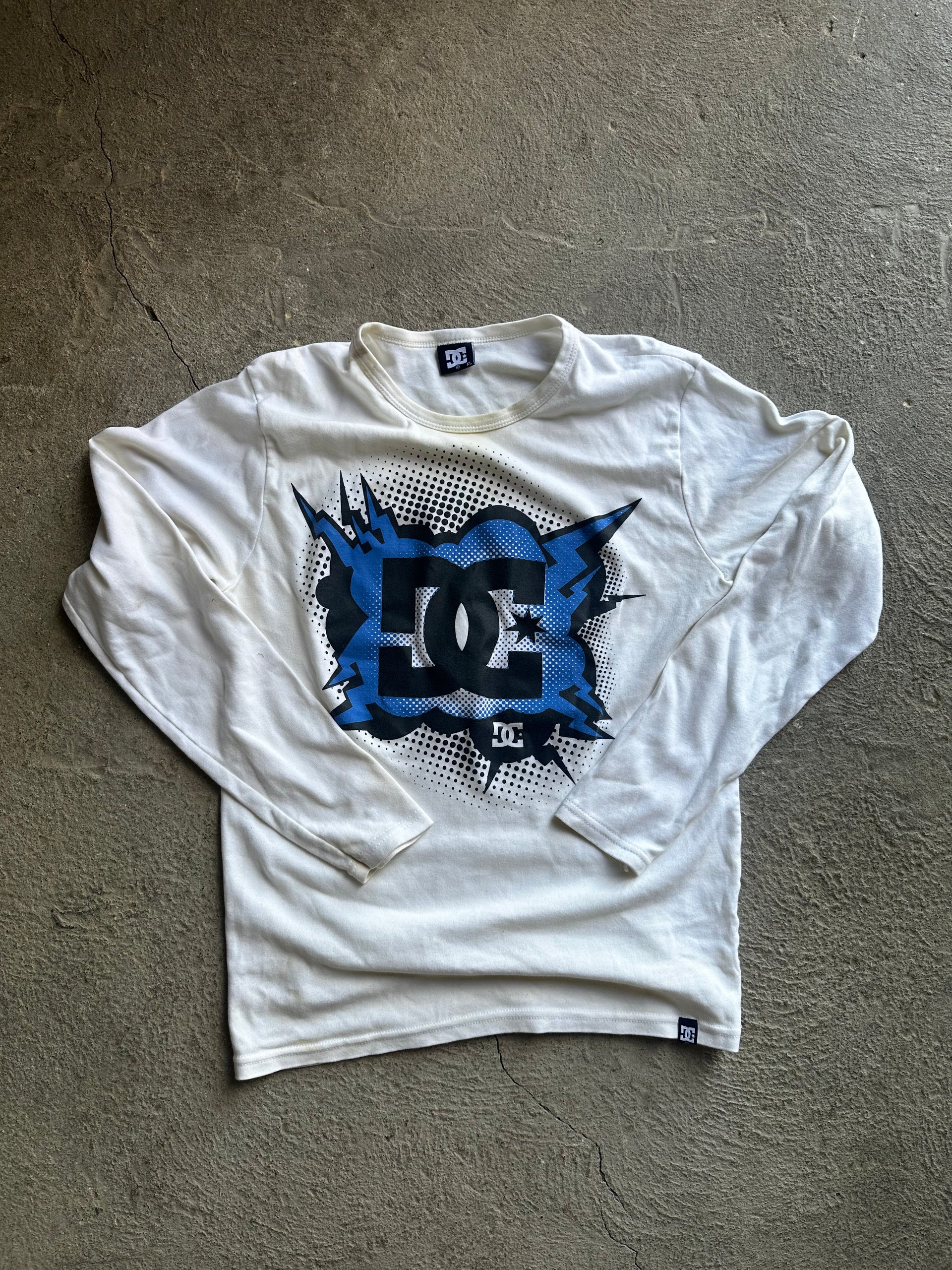 00s DC Shoes Graphic Longsleeve | Size M/L