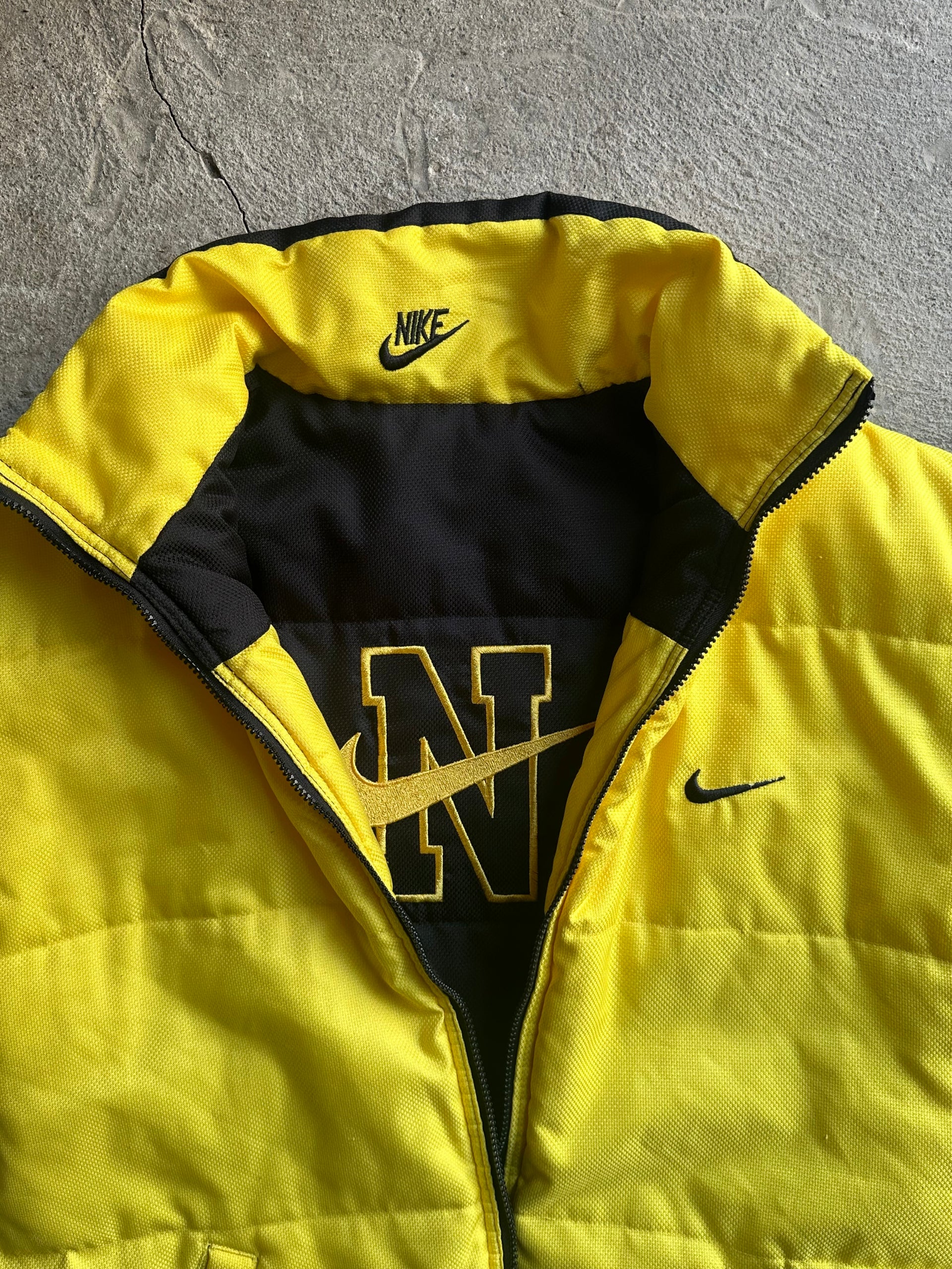 Vintage Nike Reversible Puffer Jacket Yellow/Black | Size XL