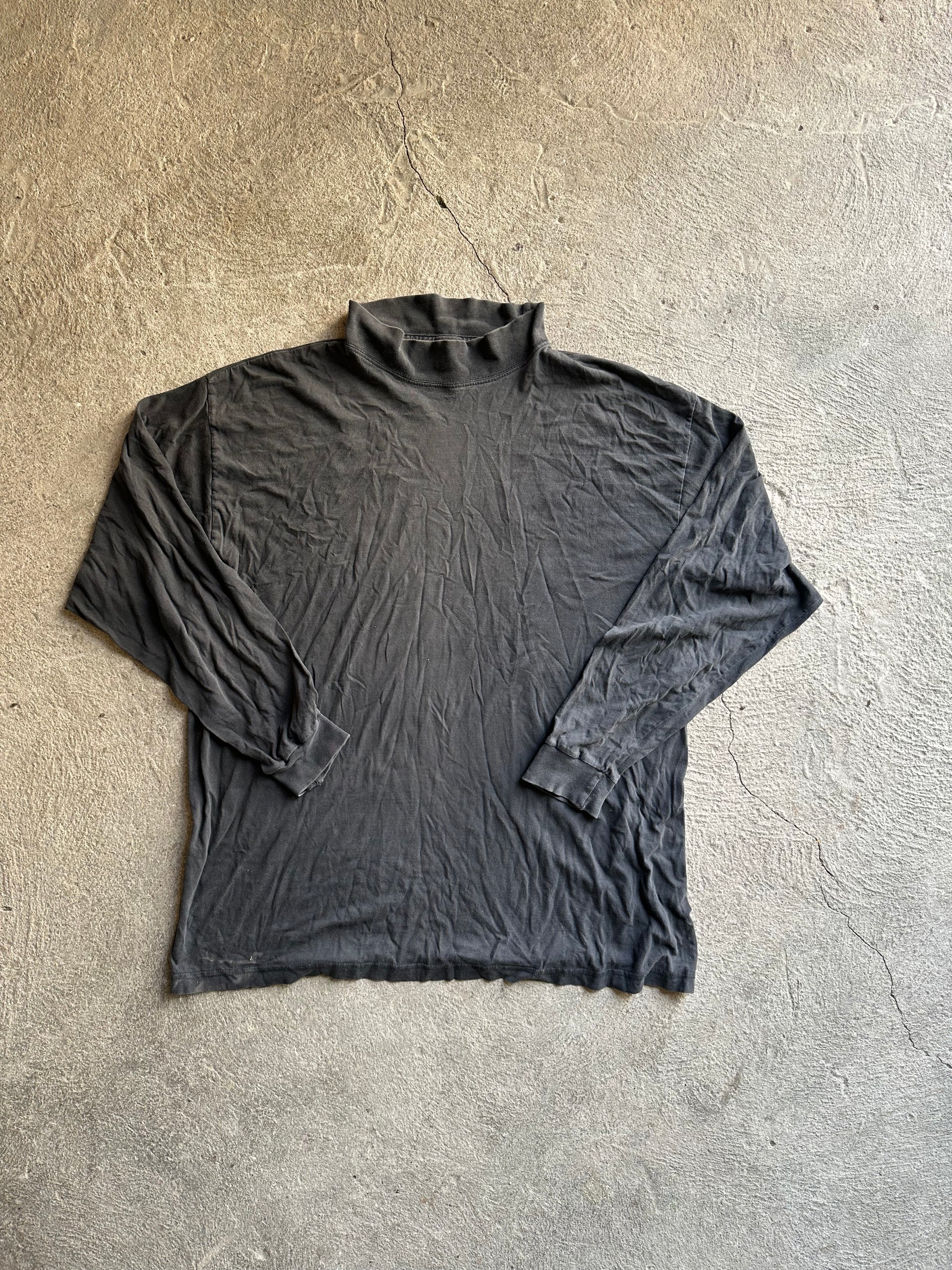 Vintage Black Mock Neck Longsleeve | Size XXL