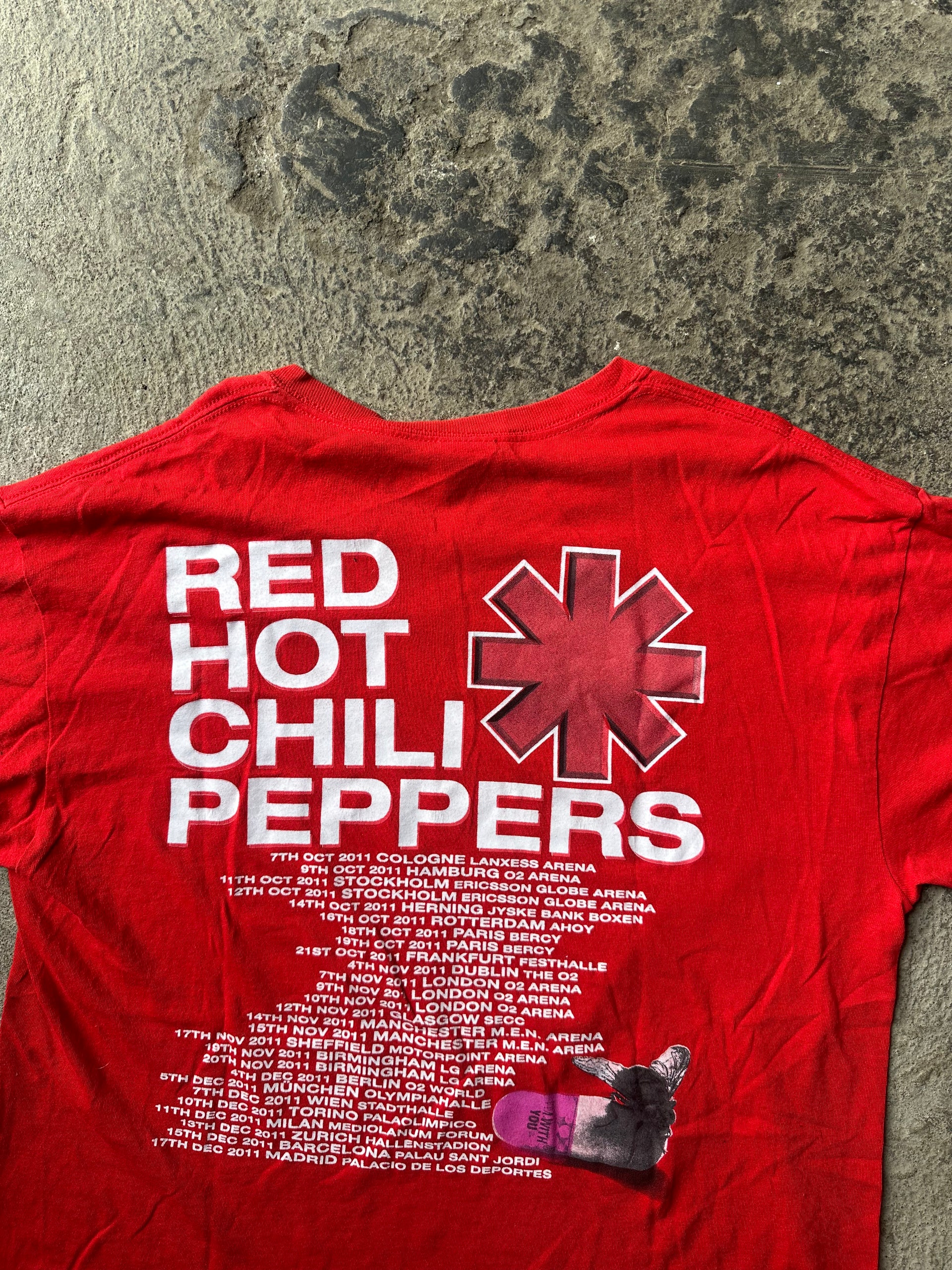 Red Hot Chili Peppers Europe Tour 2011 Vintage Tee | Size L