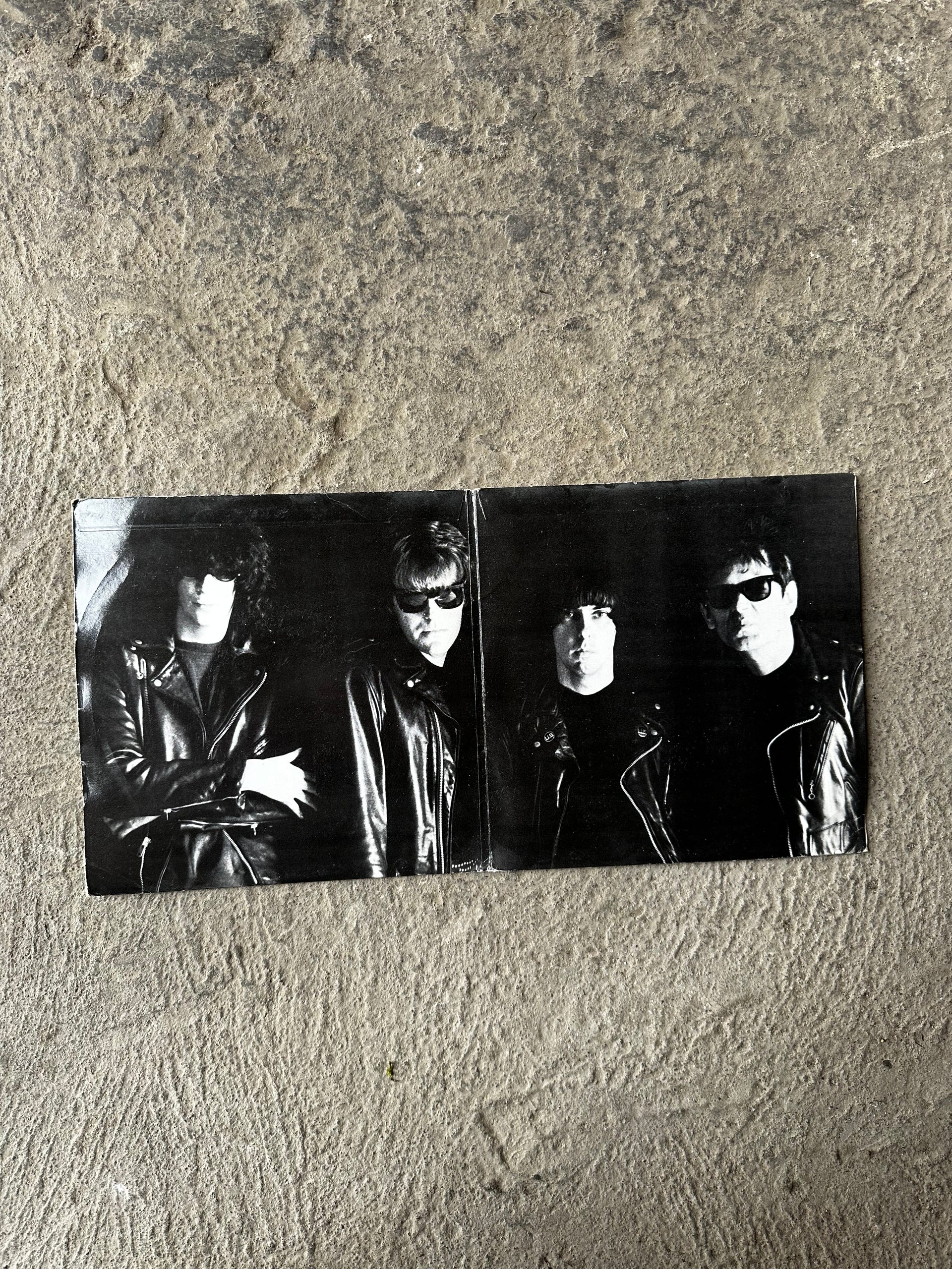 Ramones – Chasing the Night / Howling at the Moon | 7” Vinyl
