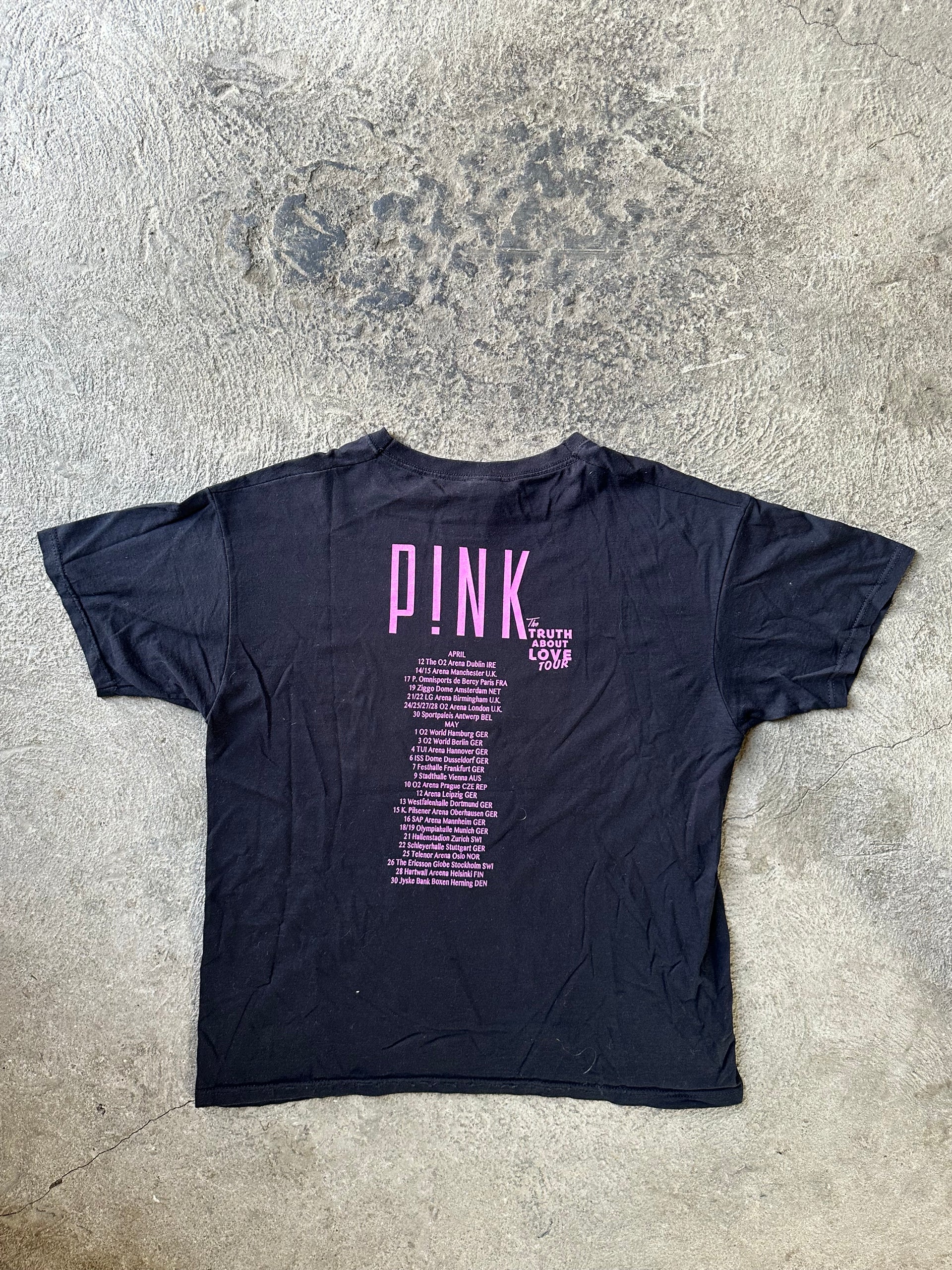 P!nk The Truth About Love Tour 2013 Vintage Tee | Size XL