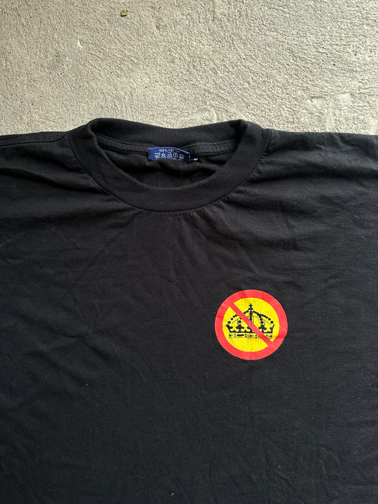 00s Anti-Monarchy Symbol Tee | Size XXL