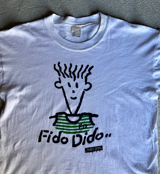 Close-up of original Fido Dido single stitch tee from the early 90s