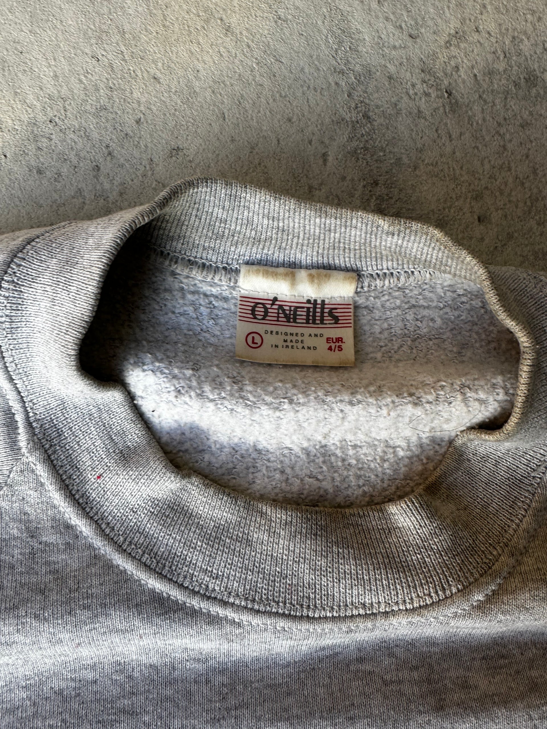 Classic World Cup USA 94 Ireland team supporter sweatshirt with faded print.
from oneills.