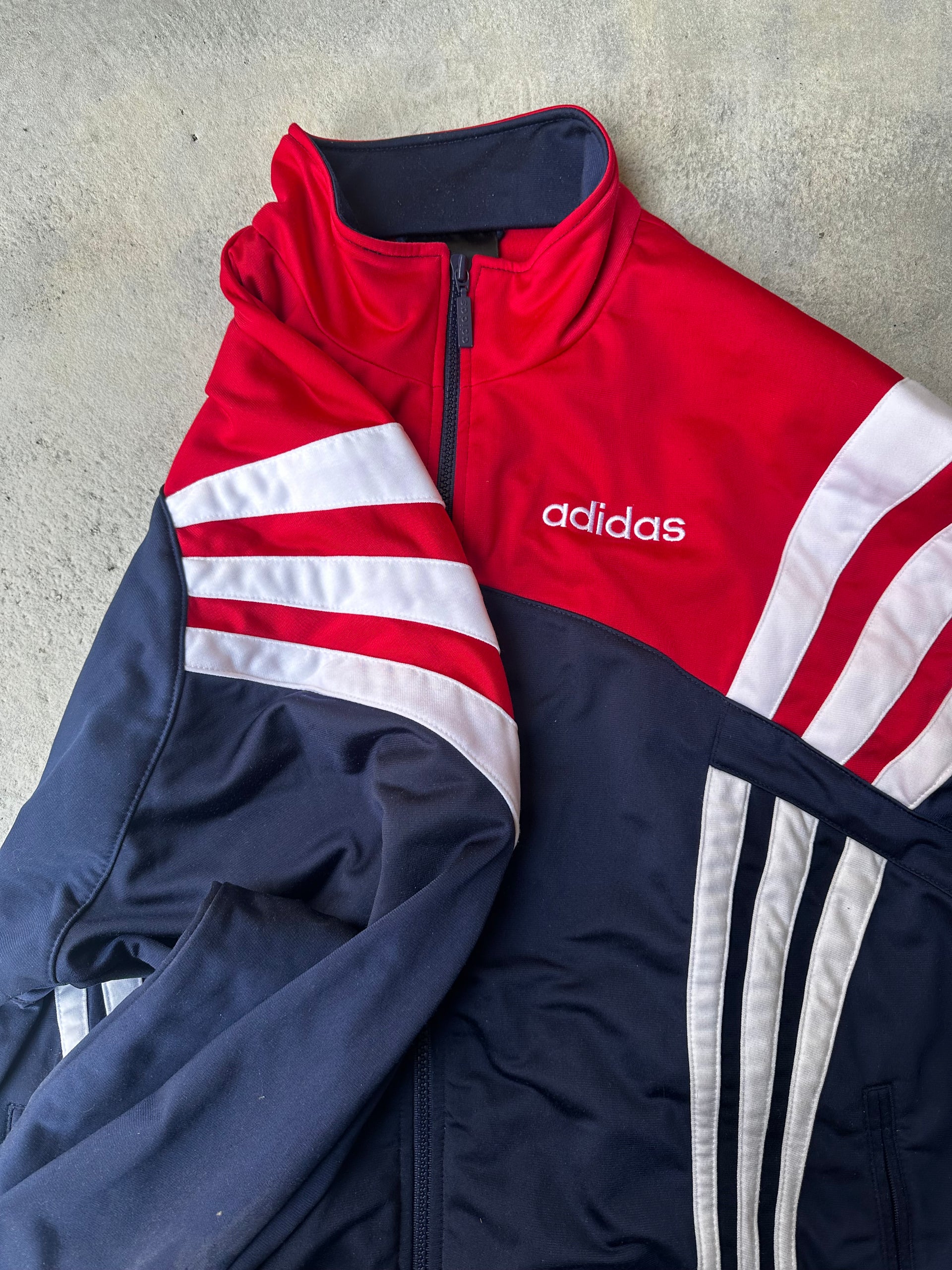 ADIDAS USA TRACKSUIT VINTAGE (SIZE LARGE)