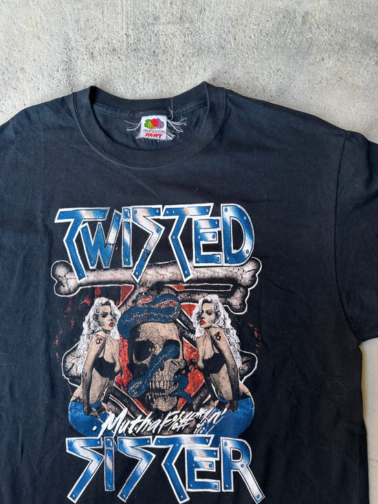 Twisted Sister Metal T-Shirt – Skull and crossbones design, black heavy cotton, rock tour merch. Zoom in on logo.