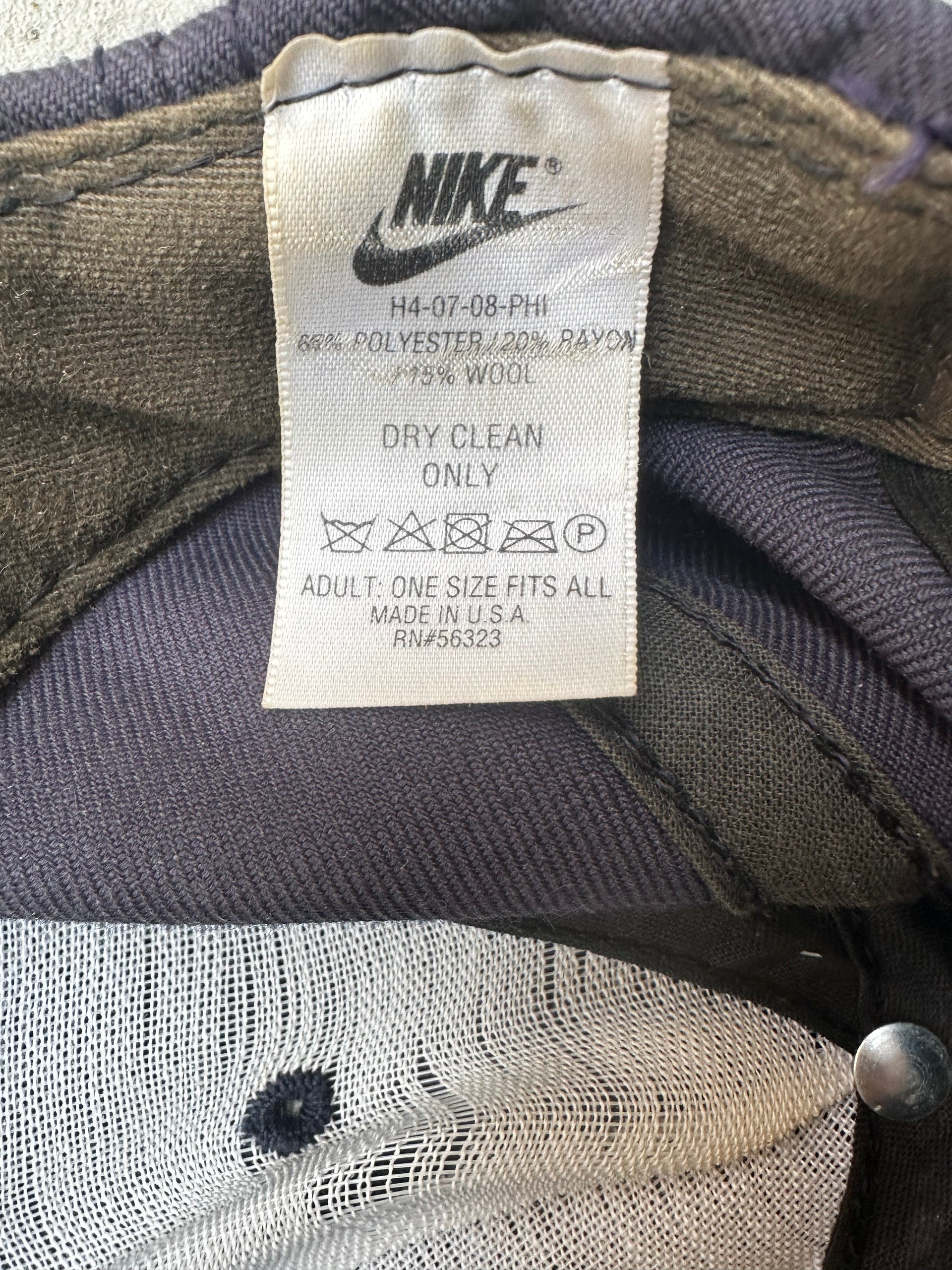 VINTAGE GENUINE TRADE MARK NIKE CAP MADE IN THE USA