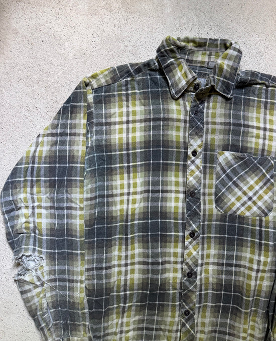 90 Distressed Plaid Flannel Shirt | Size L