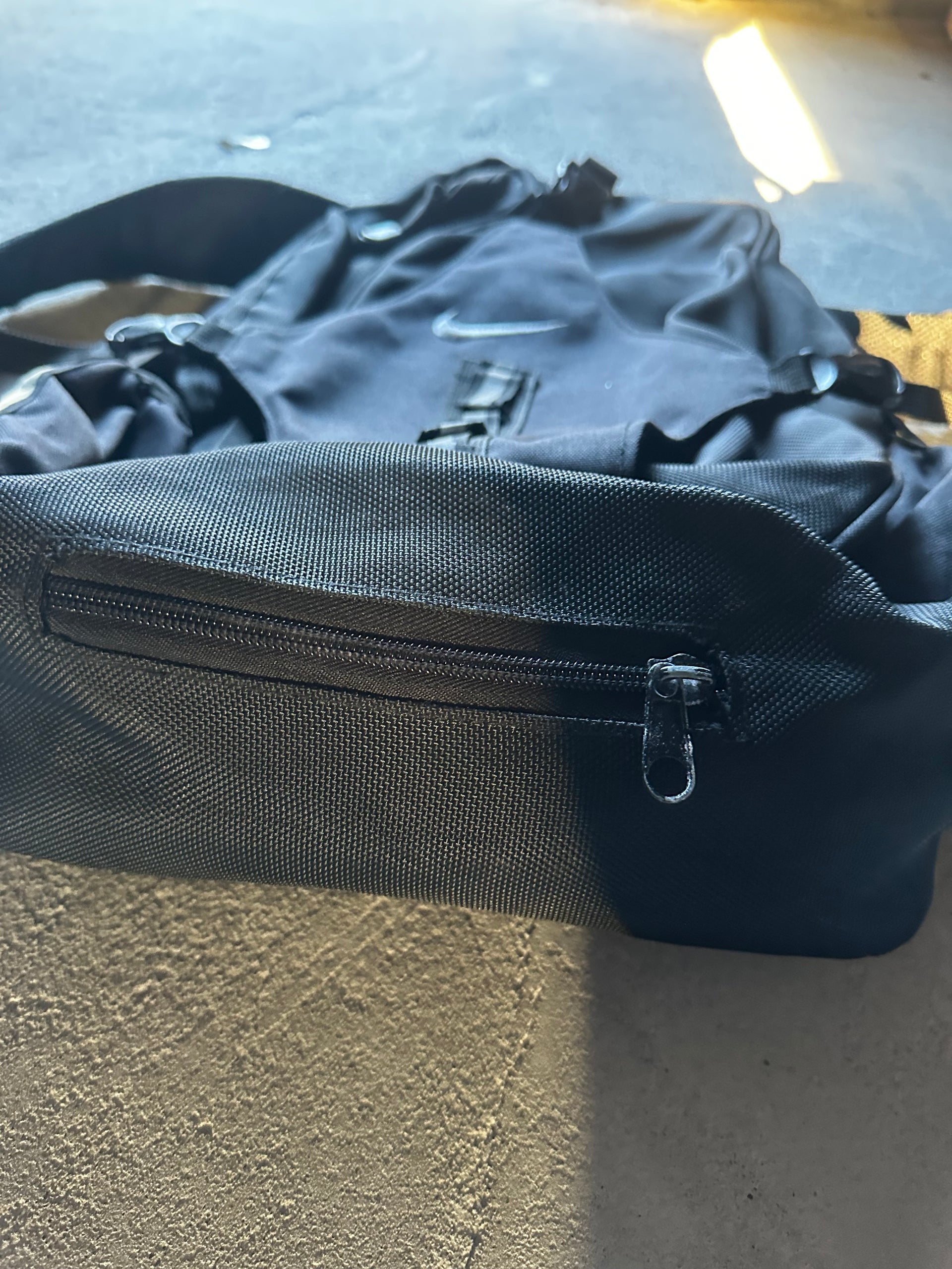 Vintage Nike Trail Backpack – Reflective Utility (Late 90s/2000s)