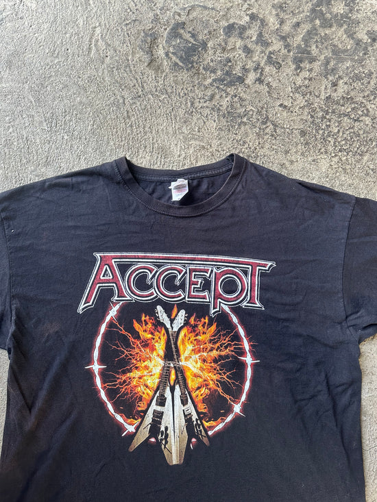 Accept Vintage Heavy Metal T-Shirt Fire Guitar Print | Size XL
