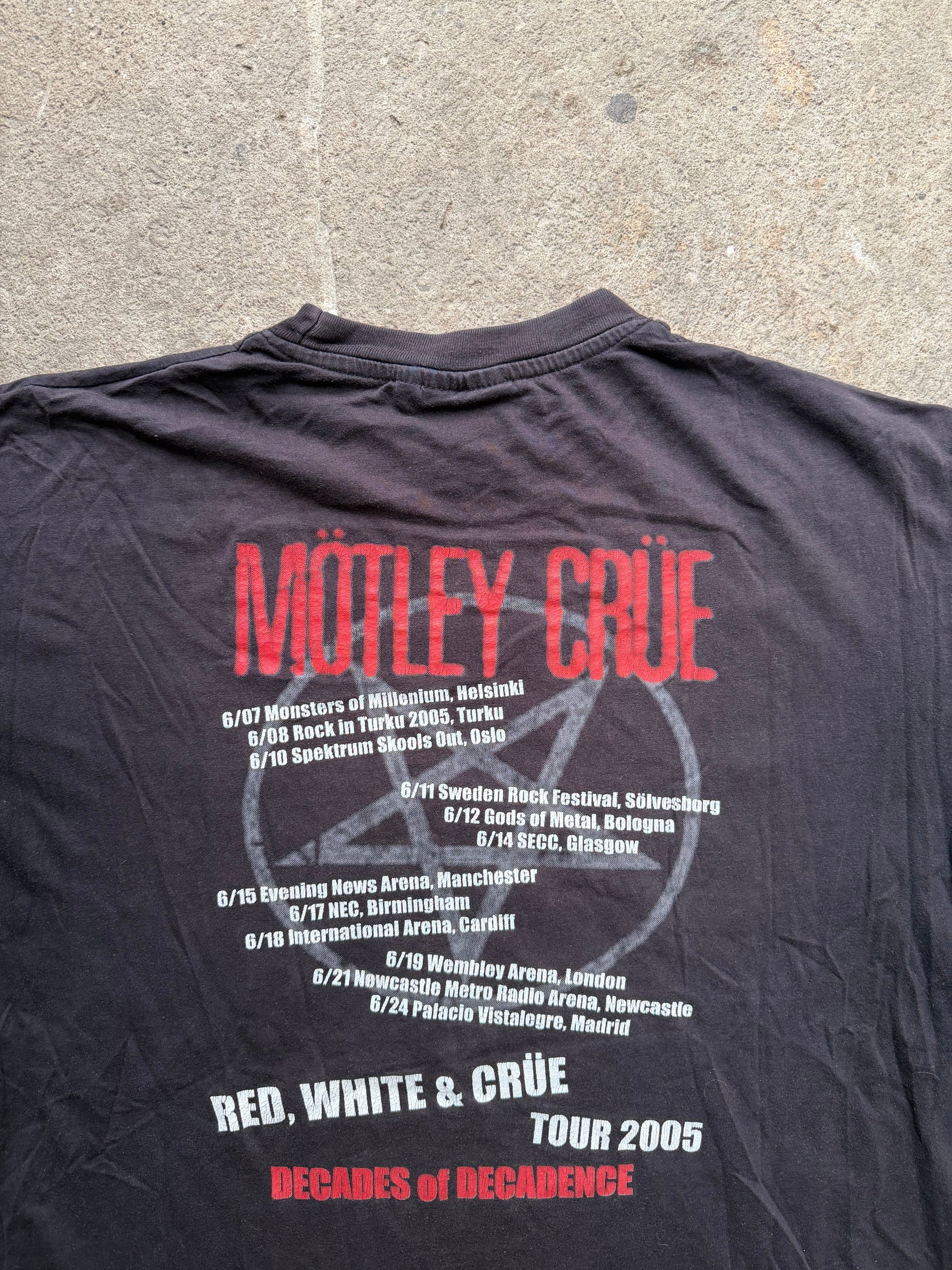00s Mötley Crüe Red, White & Crüe Tour Tee 2005 | Size L