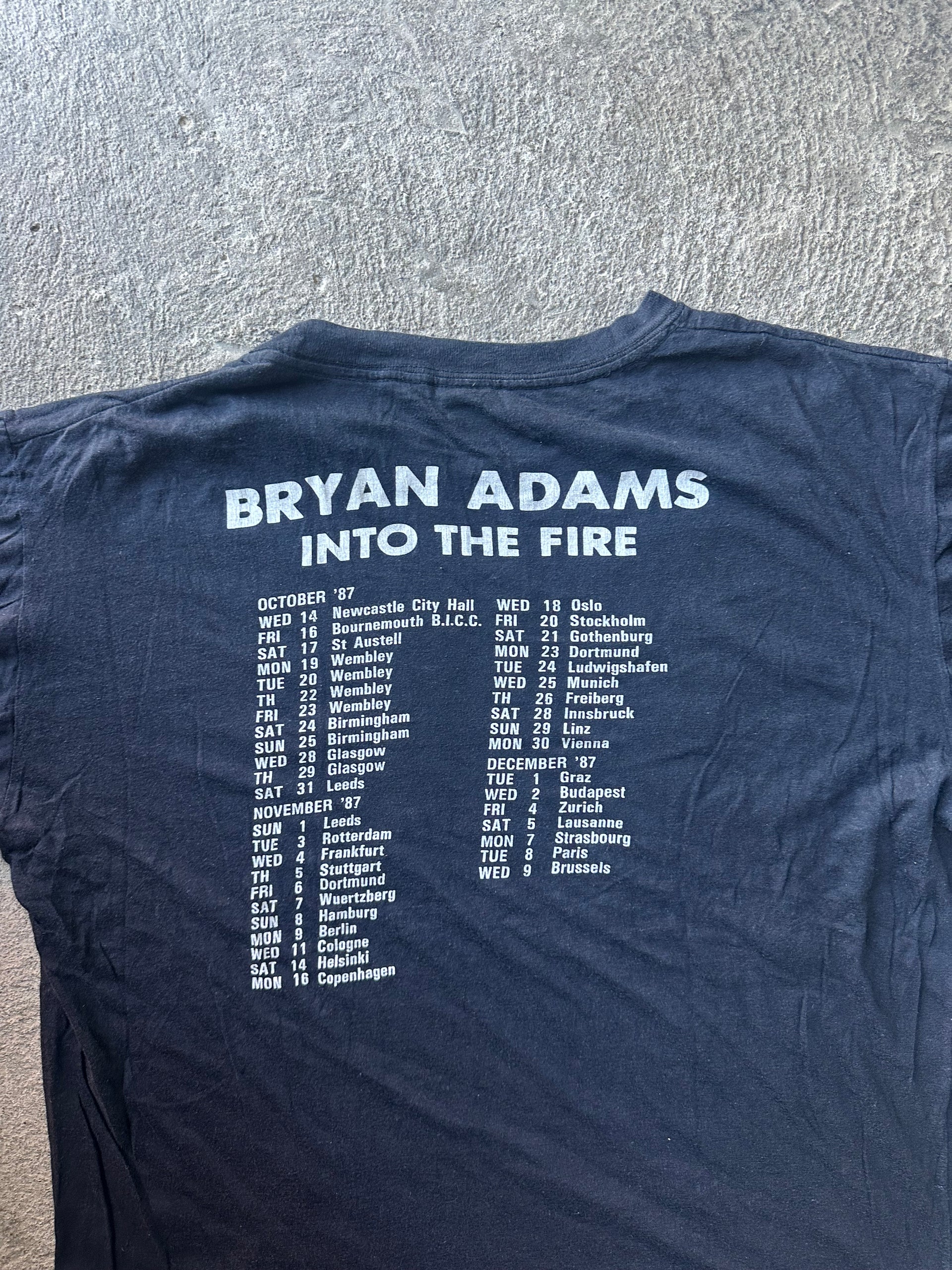 1987 Bryan Adams Into the Fire World Tour Vintage Tee | Size XL