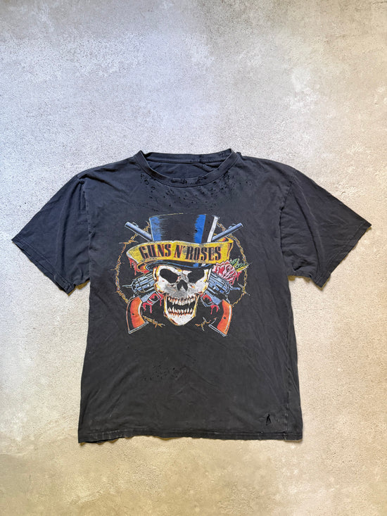 2000s Guns N Roses Logo Distressed Tee | Size M