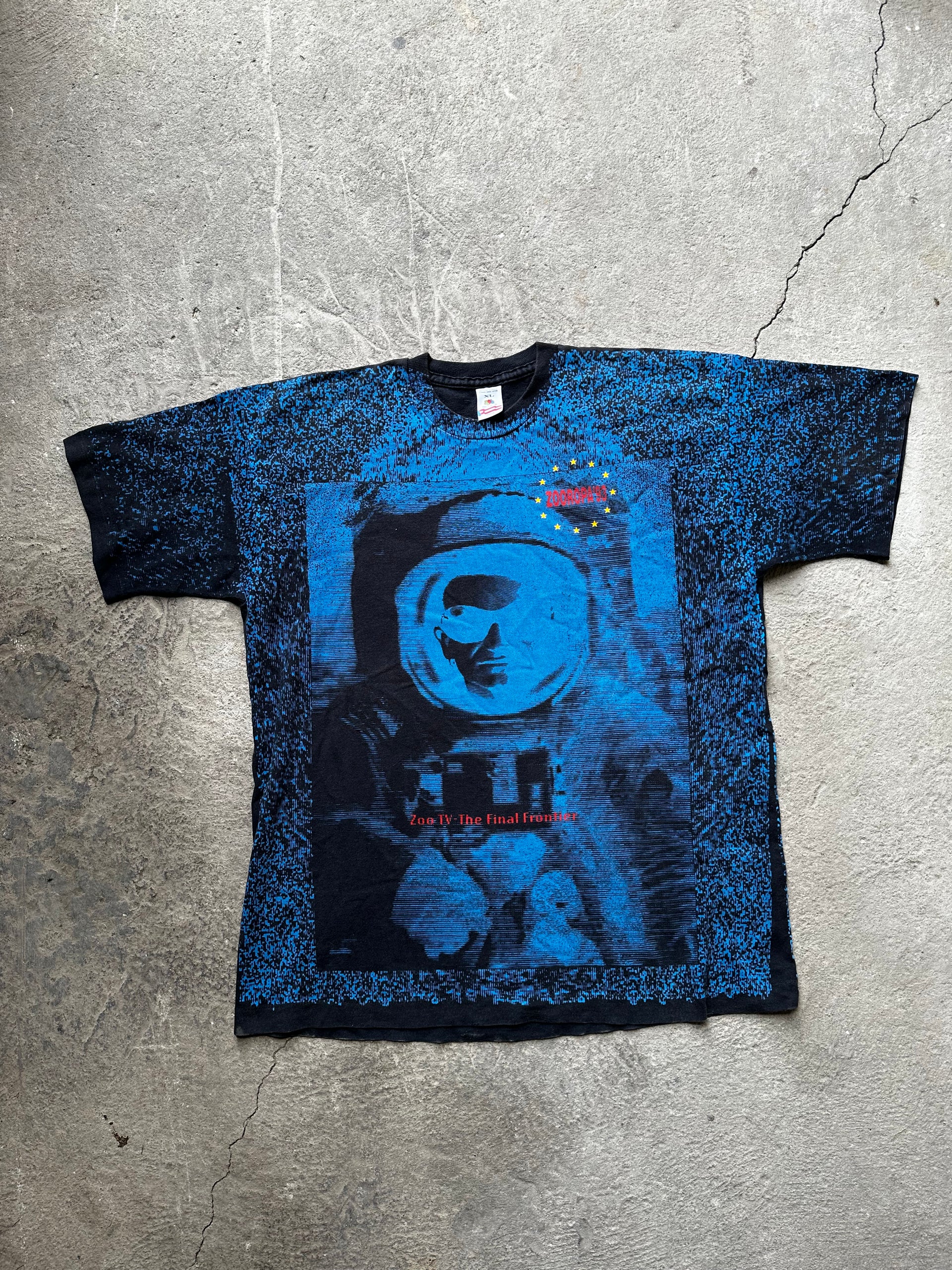 "Vintage 90s U2 Zoo TV The Final Frontier tour t-shirt all over print band merch size L/XL"

