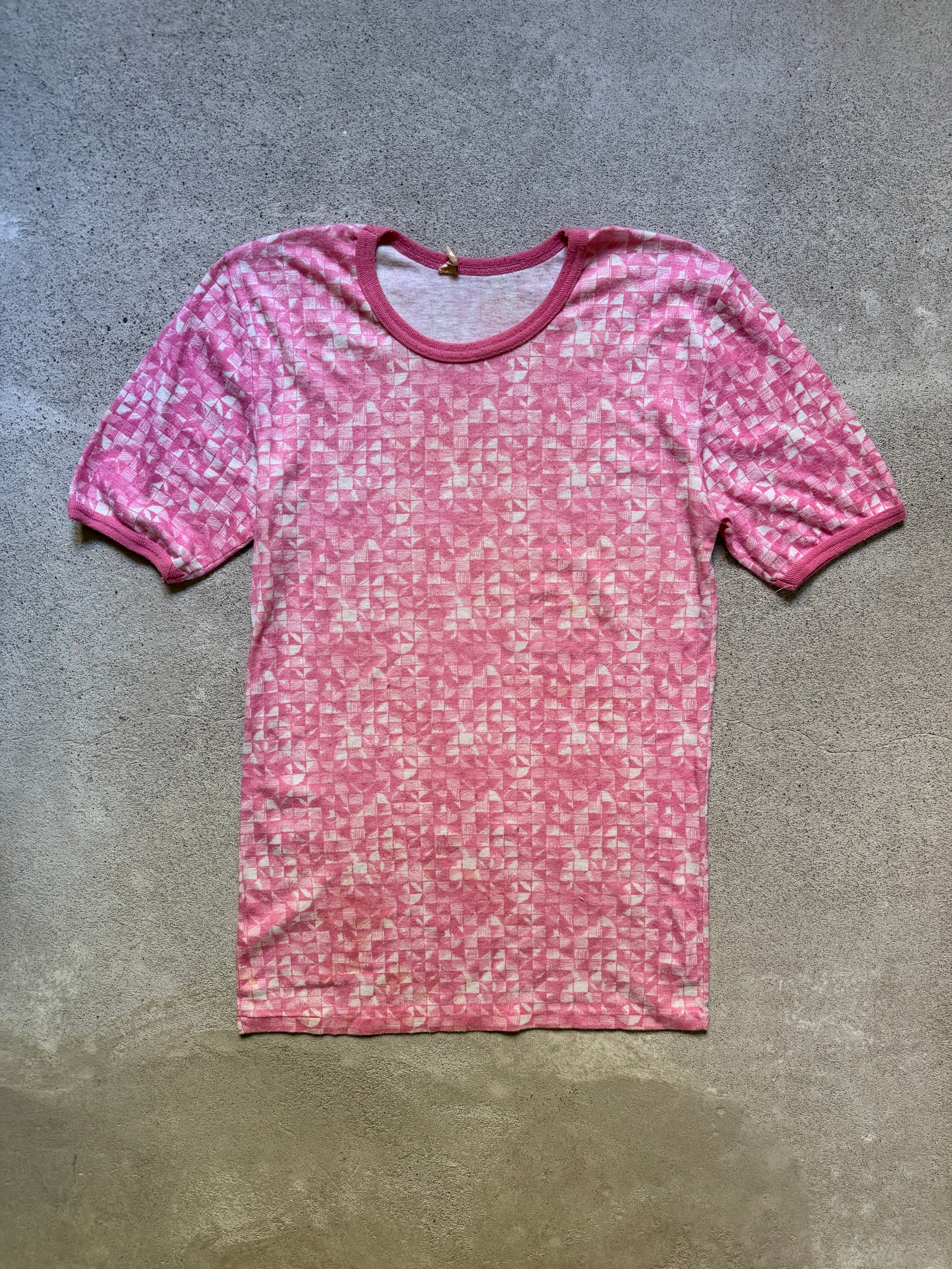 70s Pink Pattern Tee | Size M
