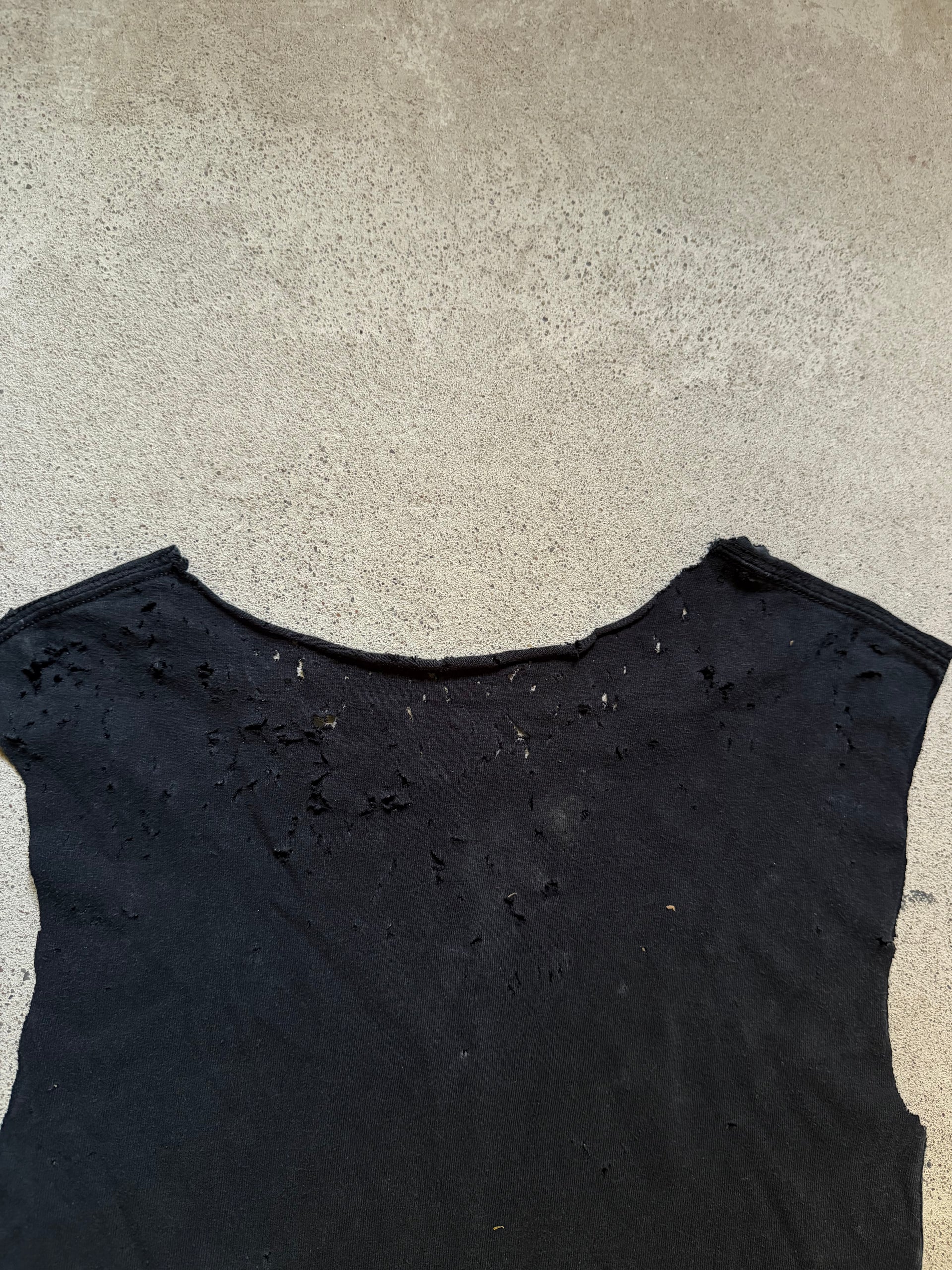 2000s Portrait Heavy Metal Darkness Cut Off Tee | Size M