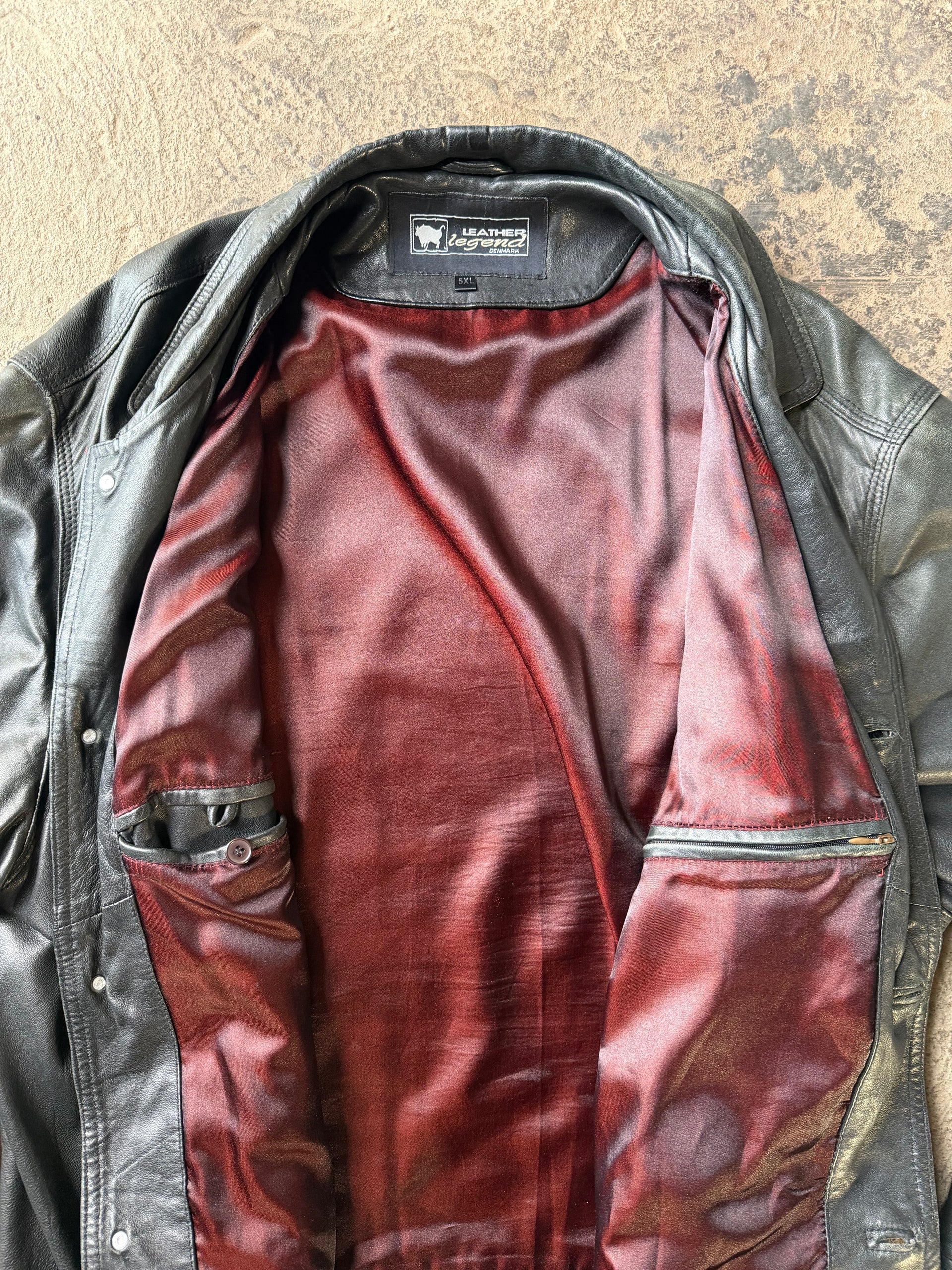 Vintage Black Leather Jacket Oversized Fit | Size XXL