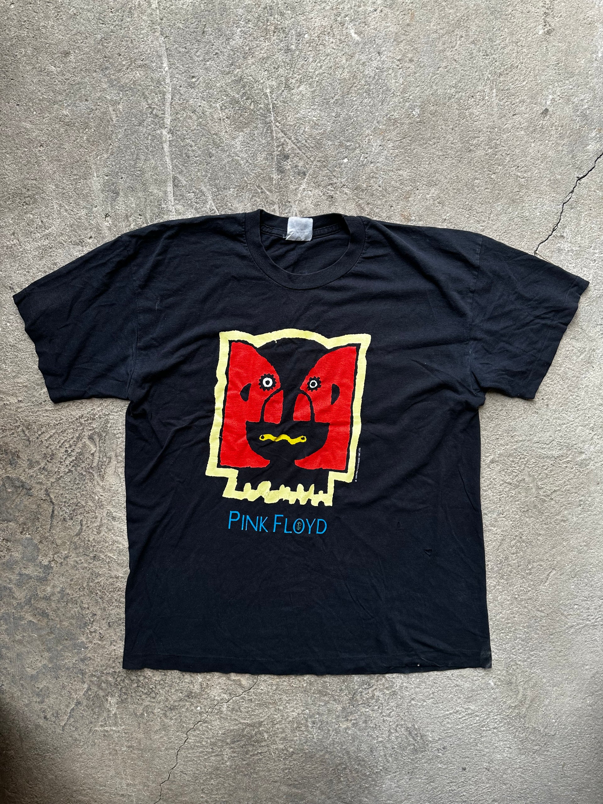 Vintage 1994 Offical Pink Floyd tour t-shirt faded black band graphic rock merch size L/XL"

