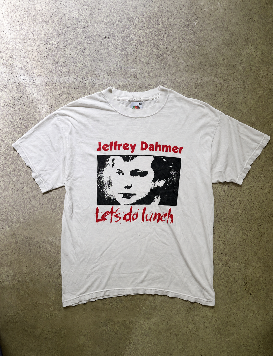 2000s Jeffrey Dahmer “Let’s Do Lunch” T-Shirt | Size M
