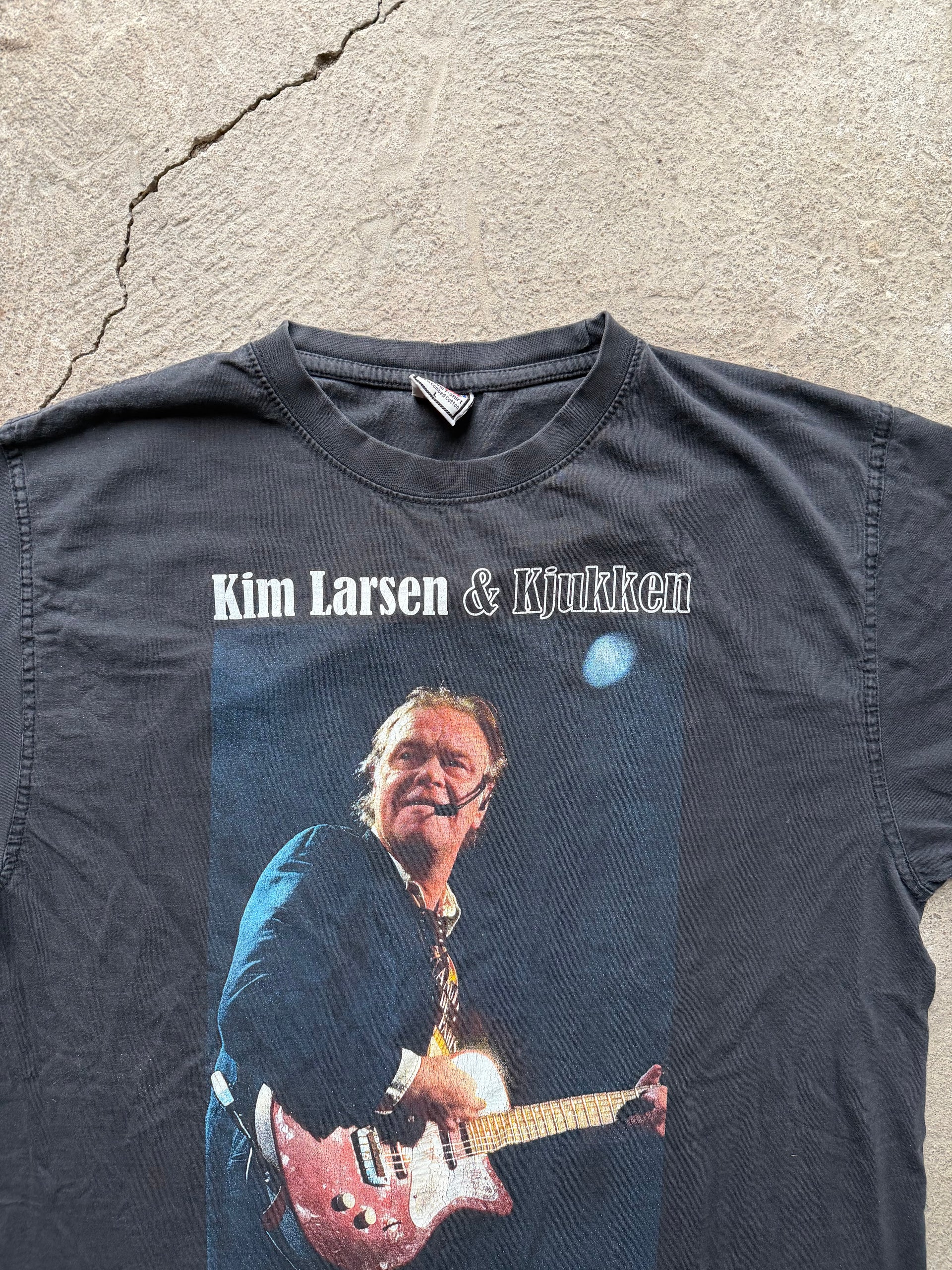 00s Kim Larsen & Kjukken T-Shirt | Size L