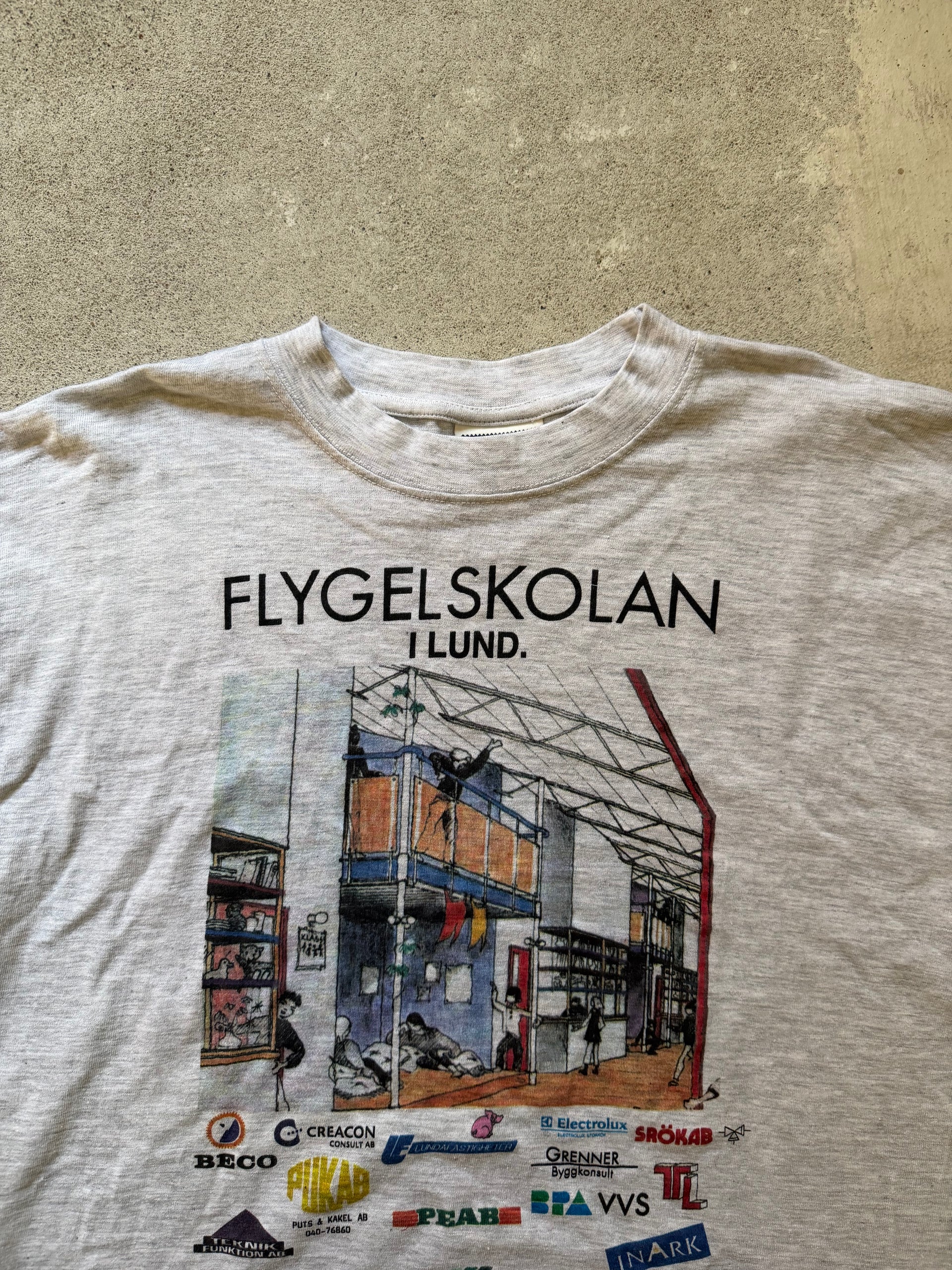 90s Flygelskolan Lund Tee | Size L