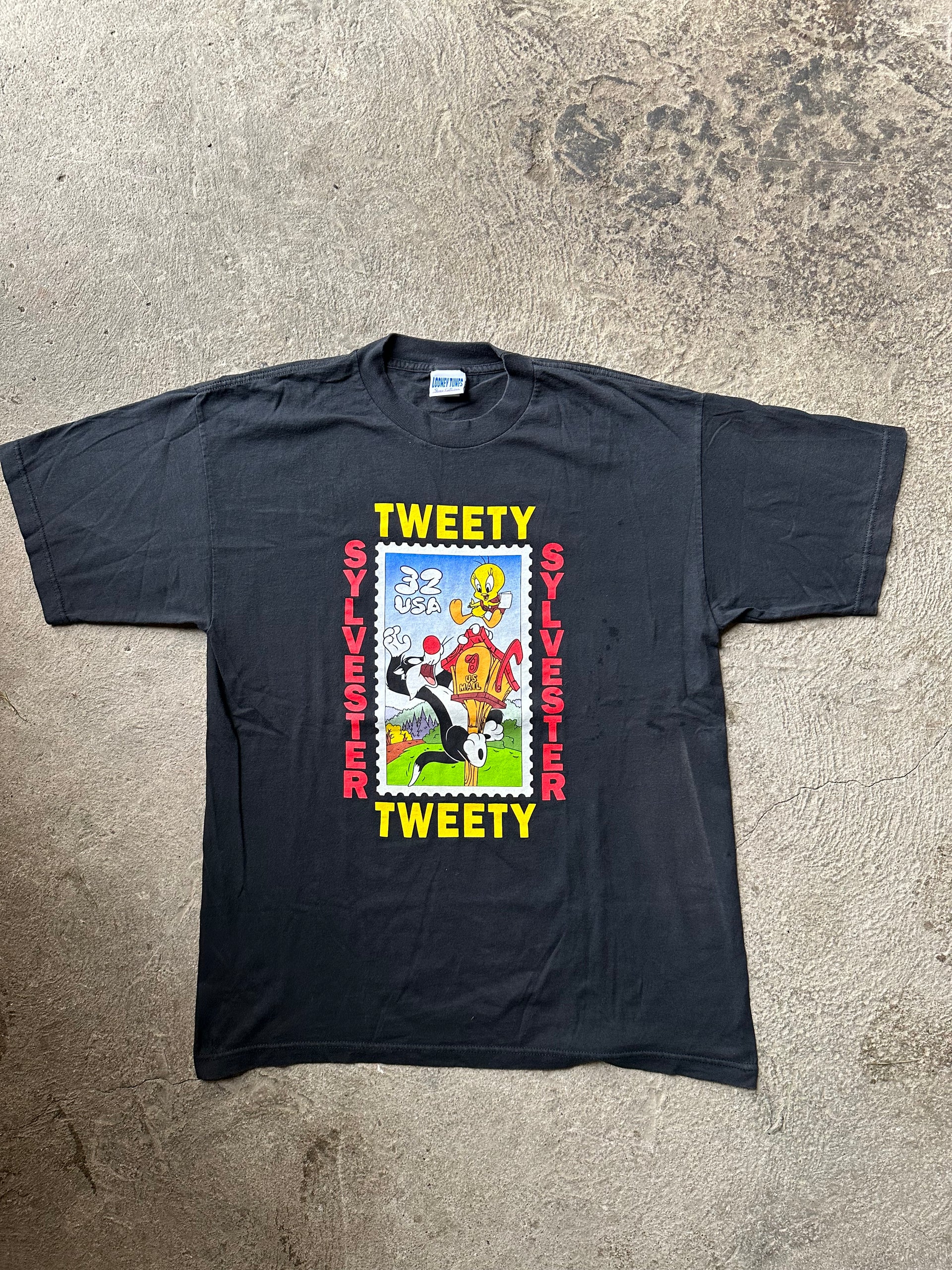 90s Looney Tunes Sylvester & Tweety Stamp Vintage Tee | Size L