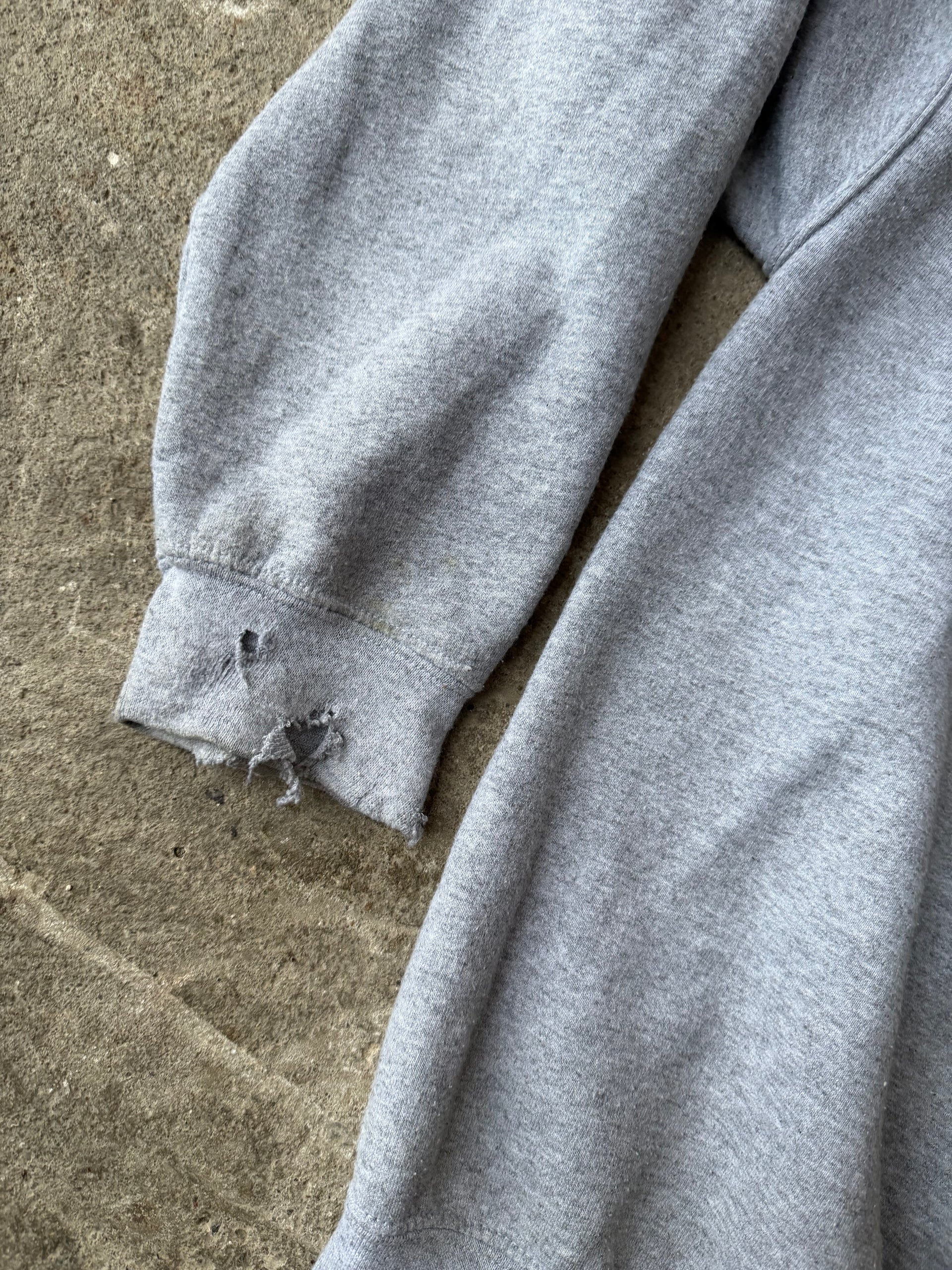 00s Distressed blank sweater | Size L
