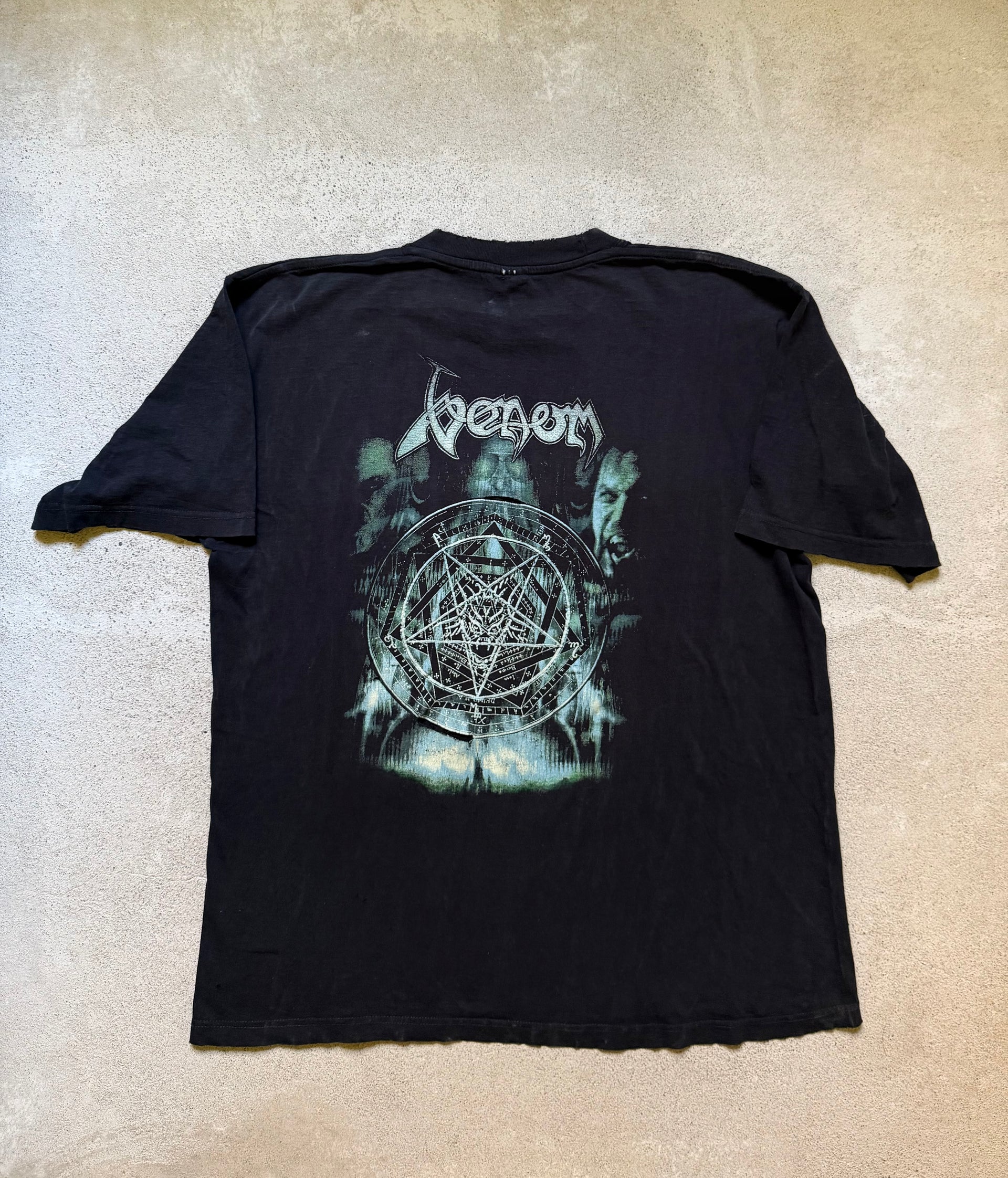 90s Venom Tablet of Seth Print T-Shirt | Size XL