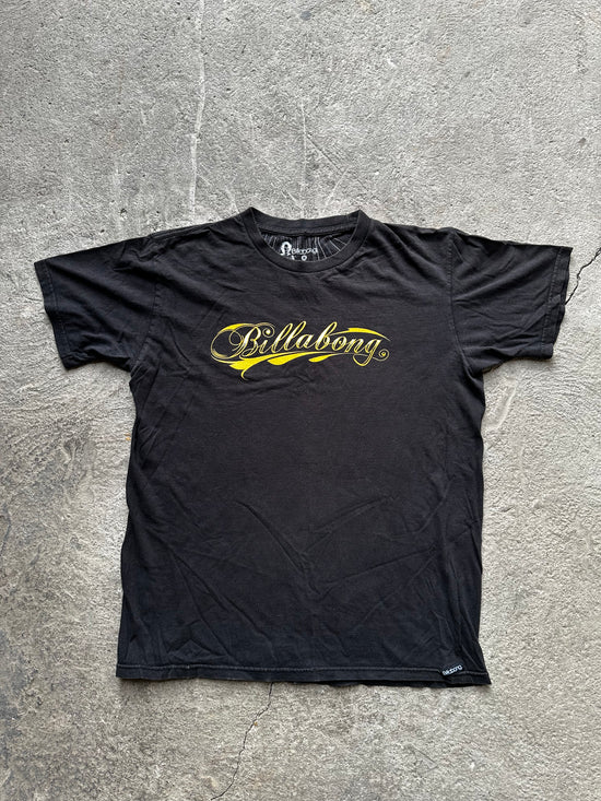 "Vintage Y2K Billabong yellow script logo t-shirt surf streetwear size S/M"

