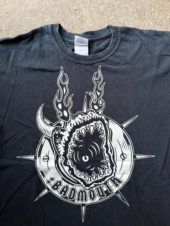 00s Badmouth “Take Your Toothbrush Tour 2009” Tee | Size M