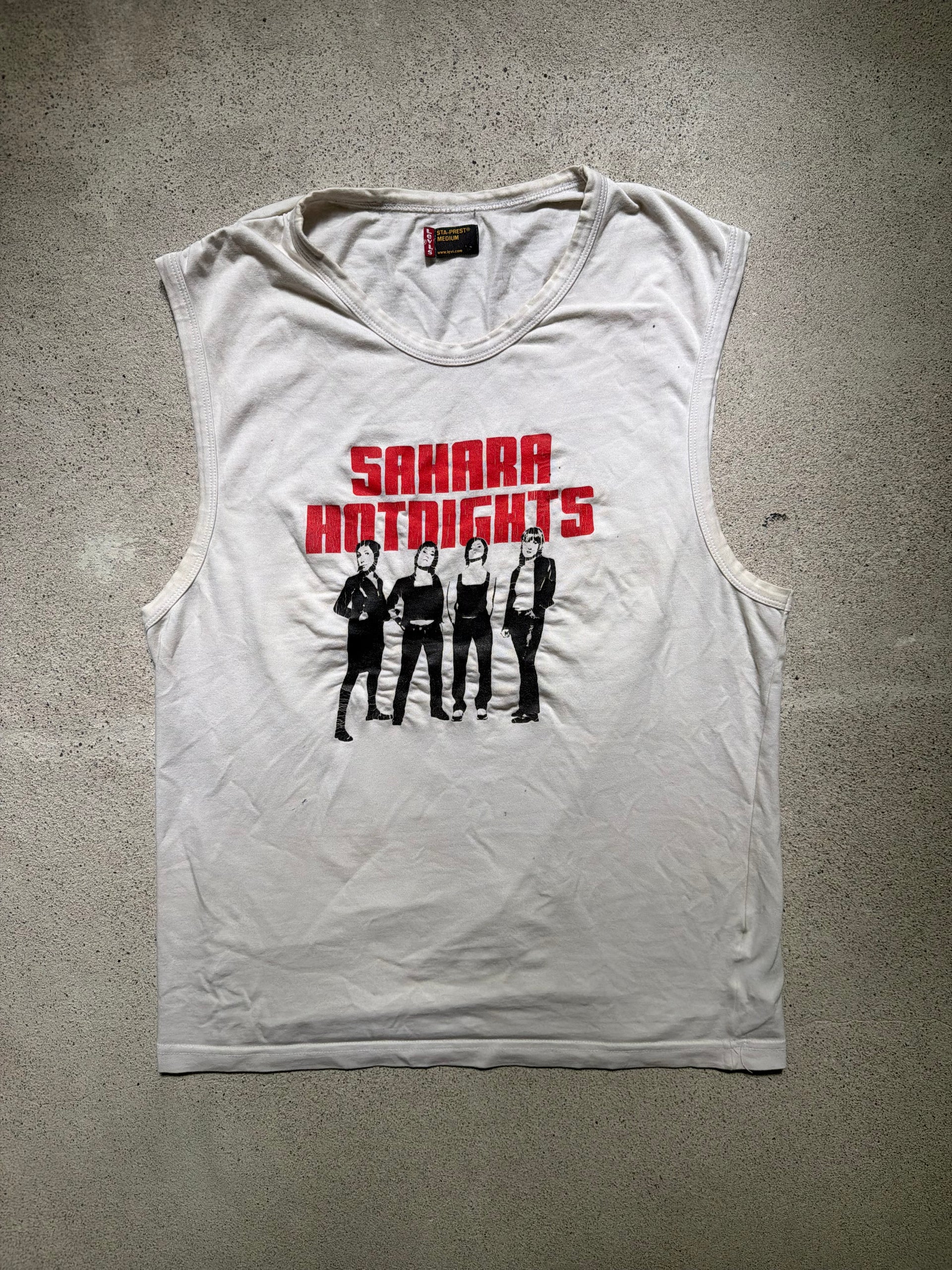 2000s Sahara Hotnights Sleeveless T-Shirt | Size M