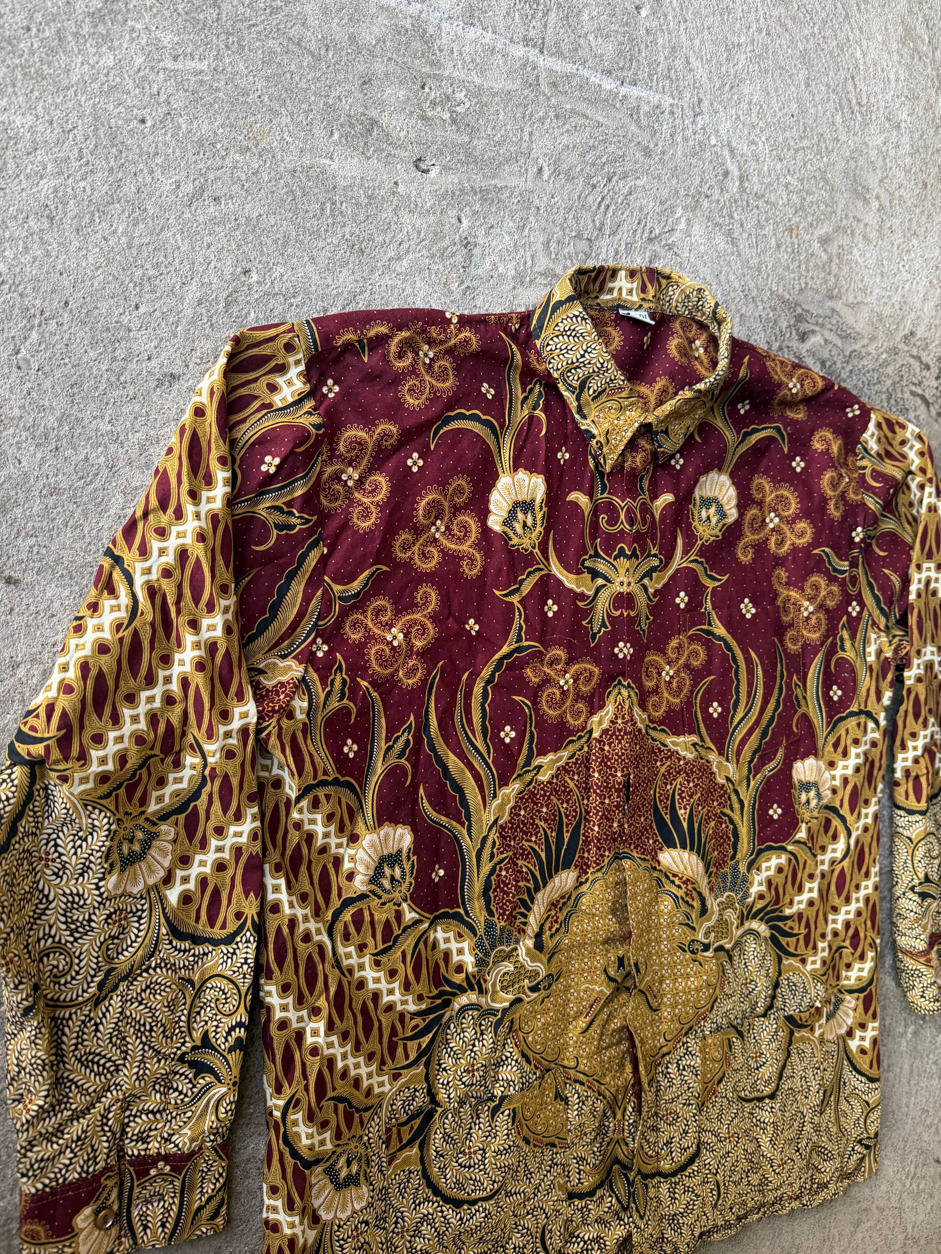 70s Indonesian Batik Shirt | Size XL
