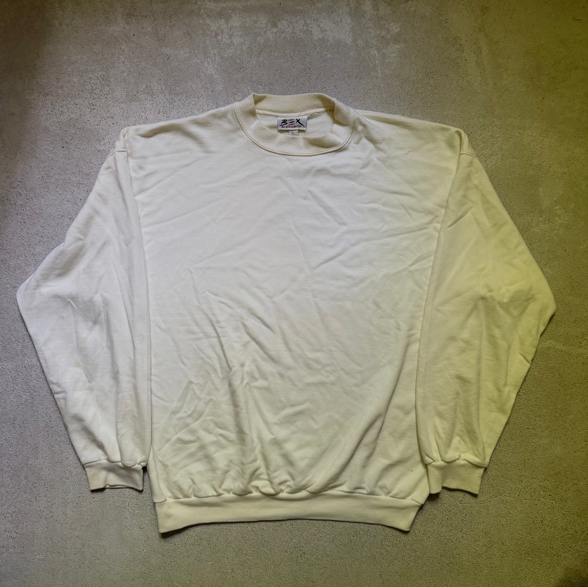 90s Cream Blank Sweatshirt | Size XL