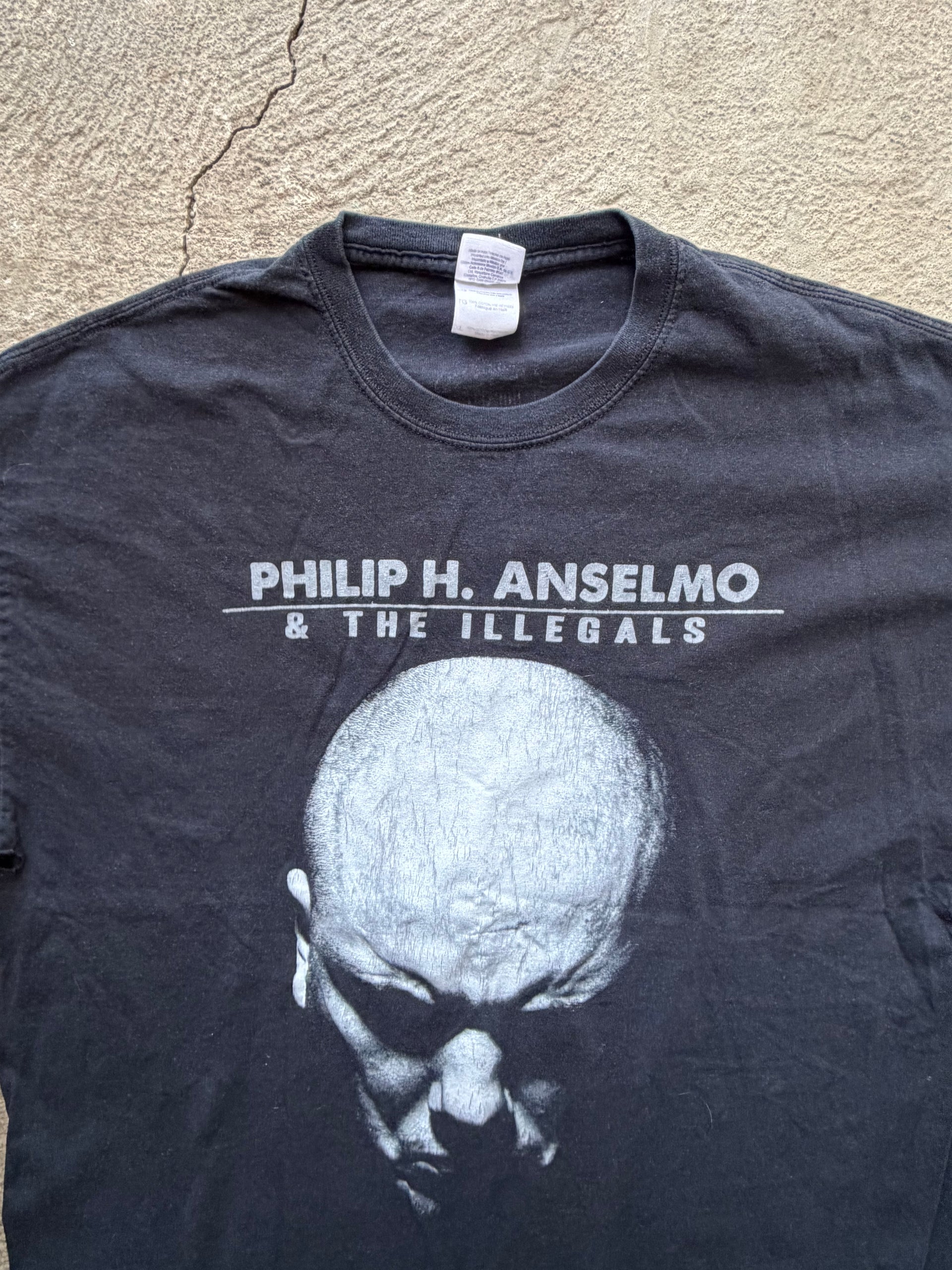 00s Philip H. Anselmo & The Illegals Tee | Size XL