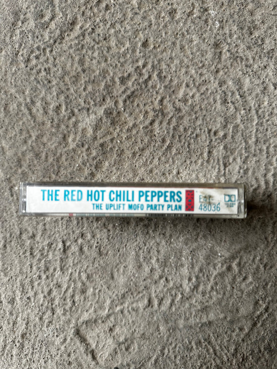 Red Hot Chili Peppers – The Uplift Mofo Party Plan (Cassette Cover) / Mother’s Milk (Tape Audio)