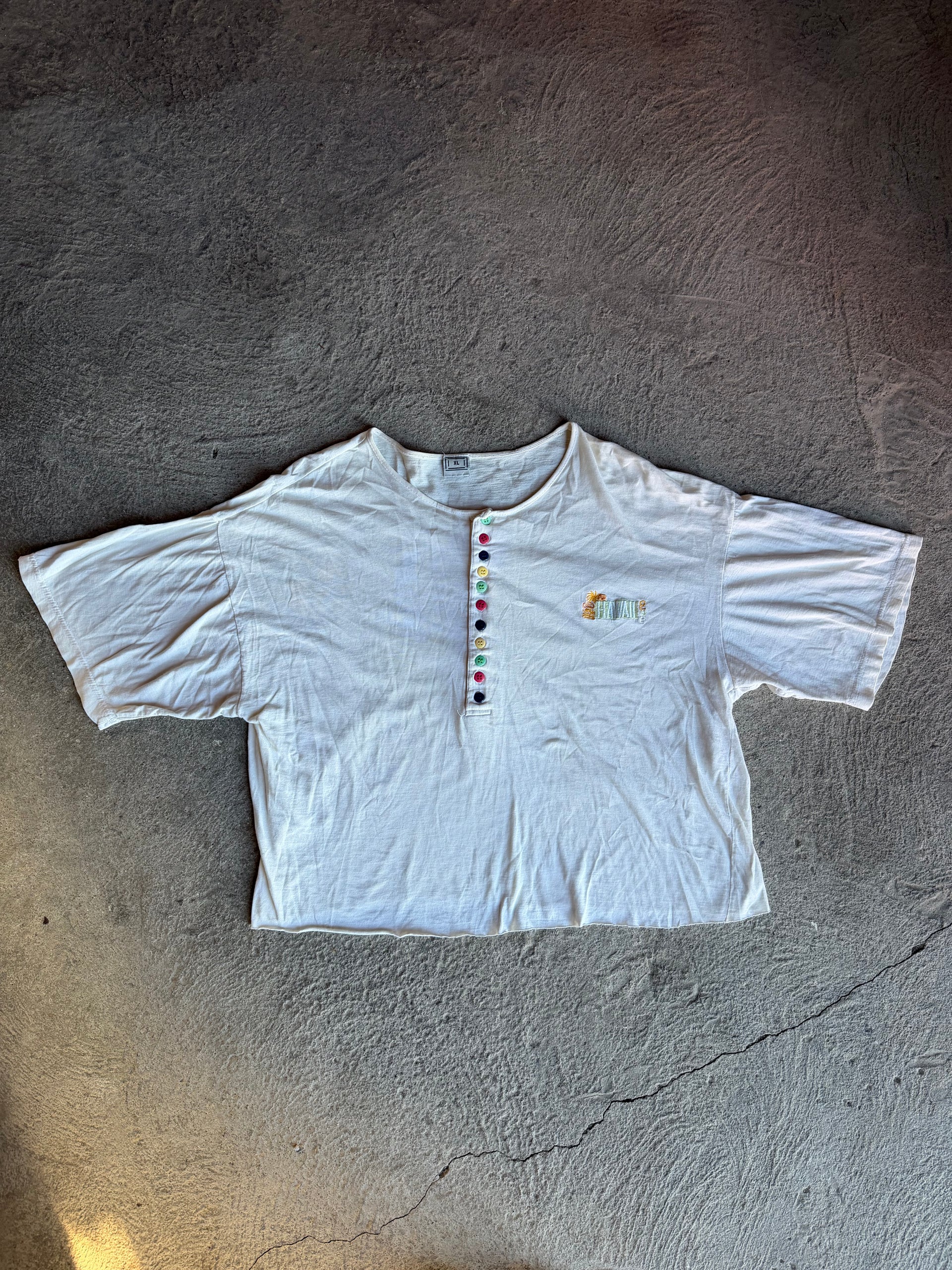 90s Hawaii Button-Up Tee | Size L