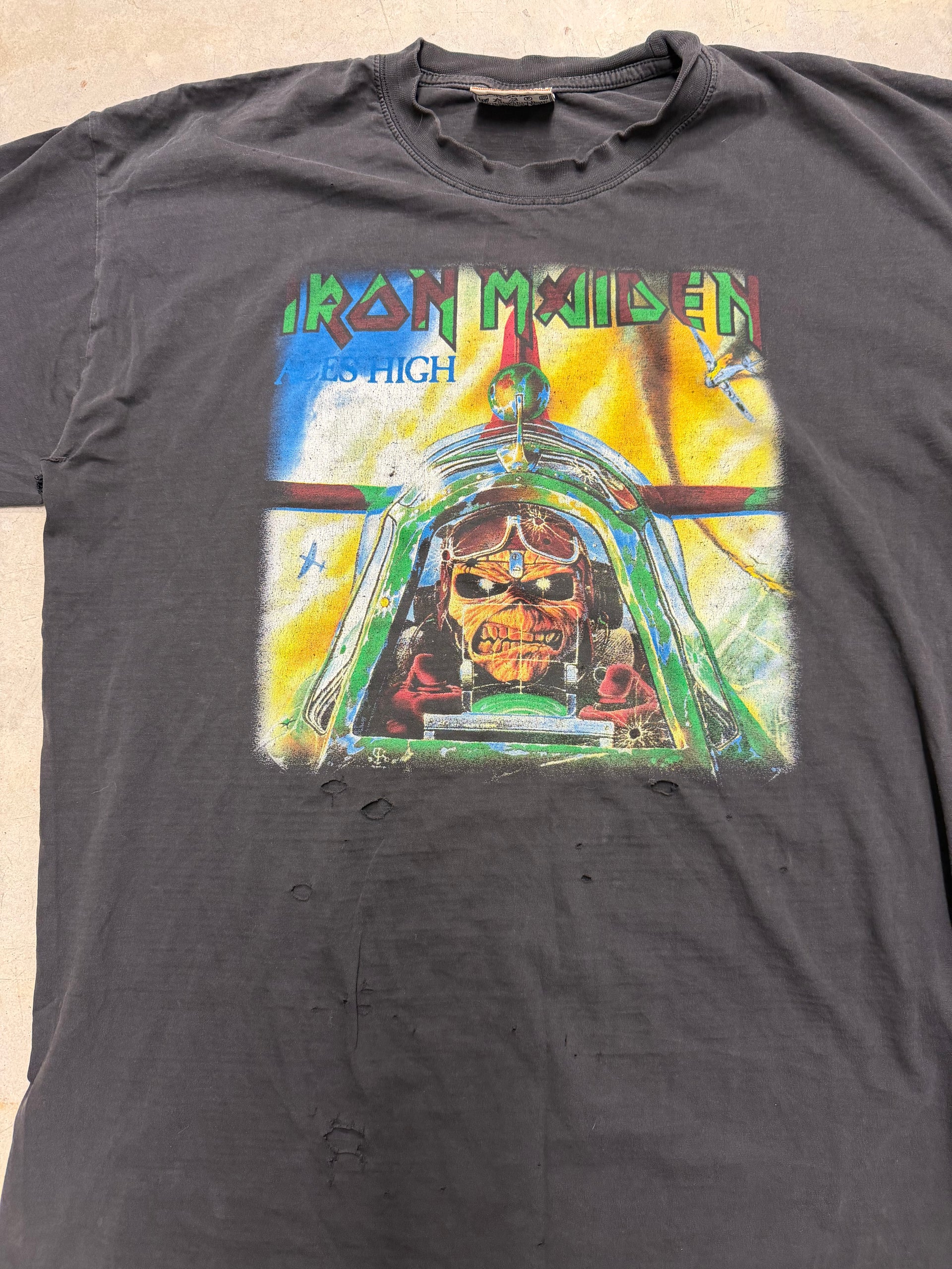 00s Iron Maiden “Aces High” Distressed Vintage Tee | Size L
