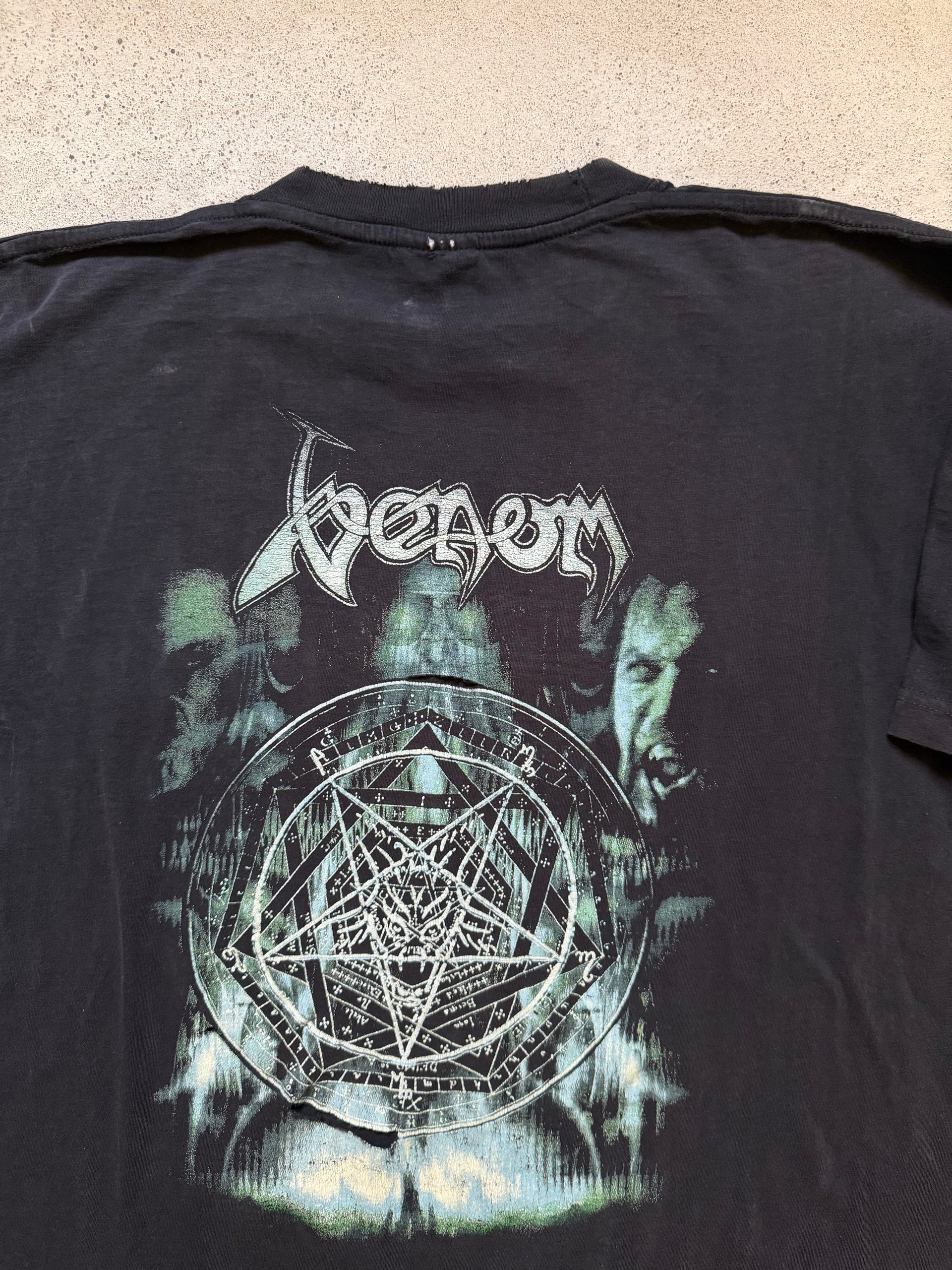 90s Venom Tablet of Seth Print T-Shirt | Size XL