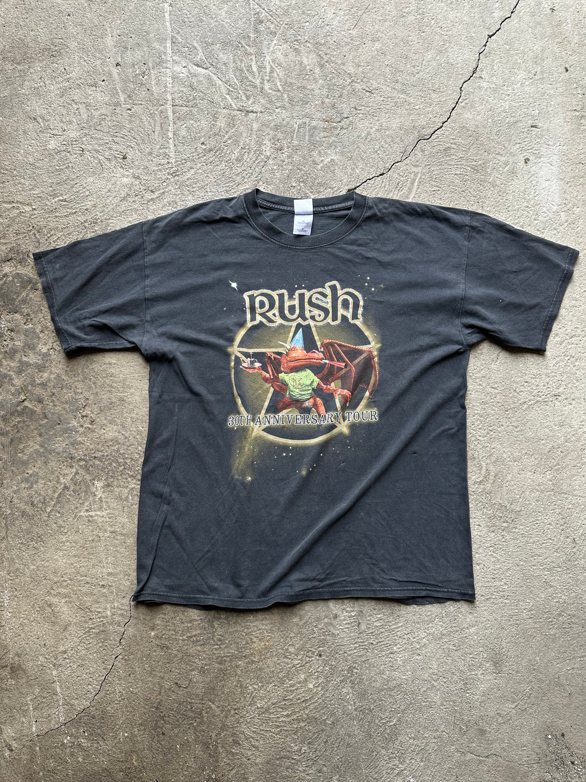 Vintage 2004 Rush 30th Anniversary tour t-shirt faded black band merch size L/XL Gildan Heavy cotton tag